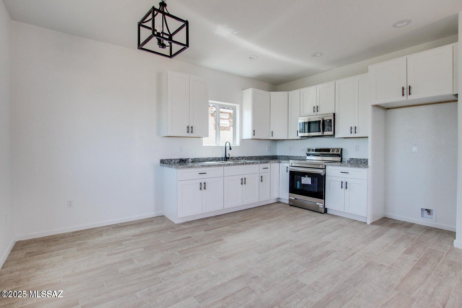 Craycroft Addition Resub. - Residential Income