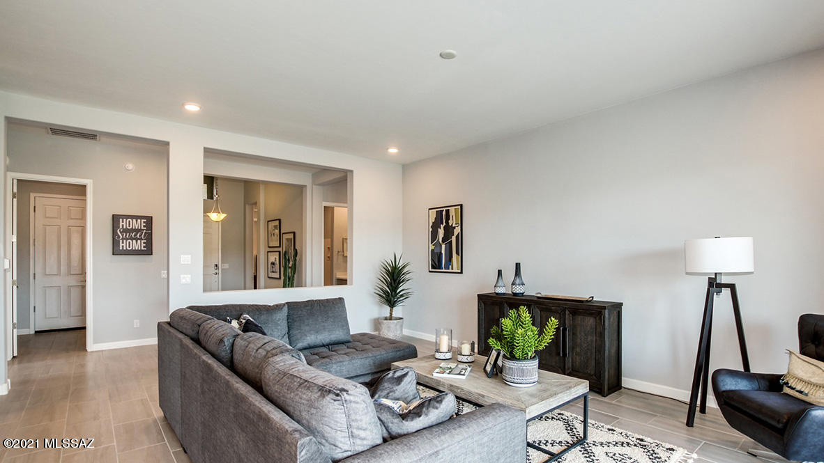 Saguaro Bloom 7A - Residential