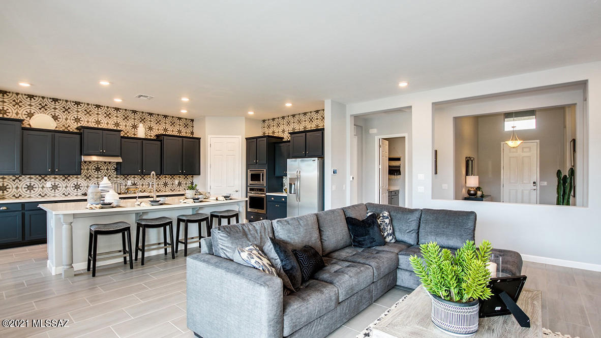 Saguaro Bloom 7A - Residential