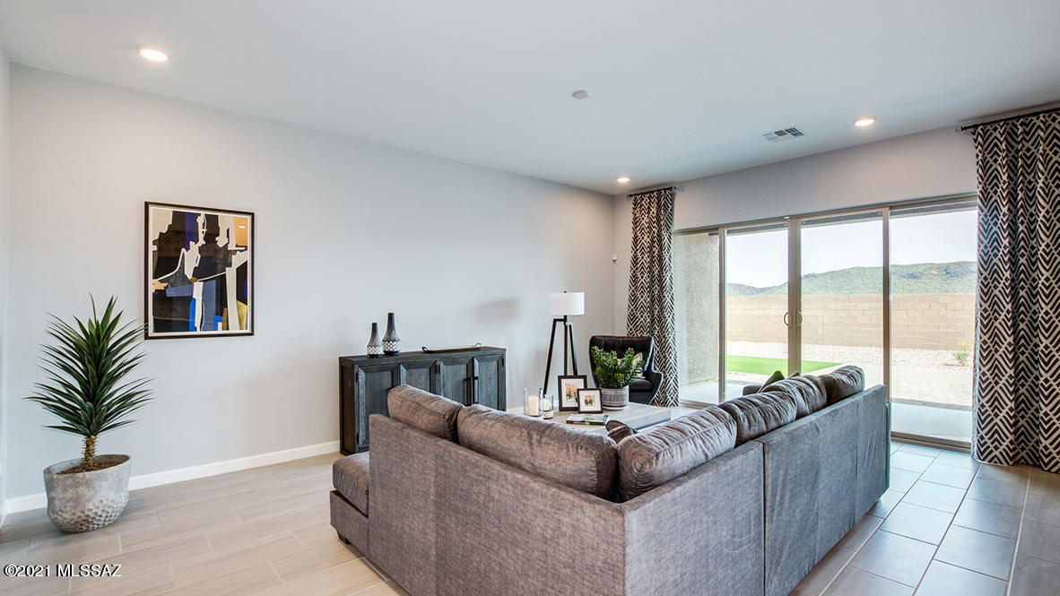 Saguaro Bloom 7A - Residential