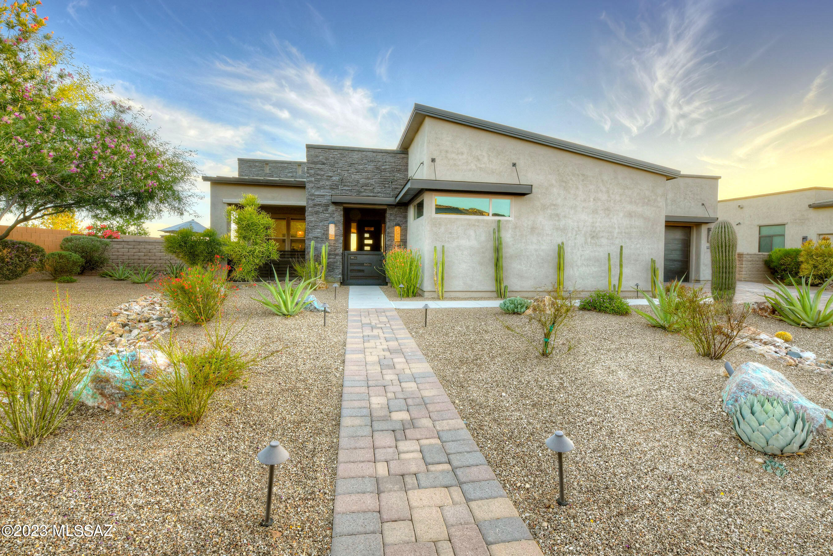 Los Saguaros At Dove Mountain SQ20121640199 - Residential
