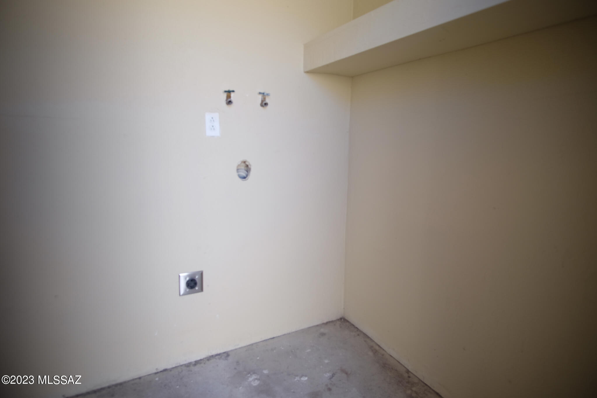 Kennedy Park Twnhss (1-125) - Residential Lease