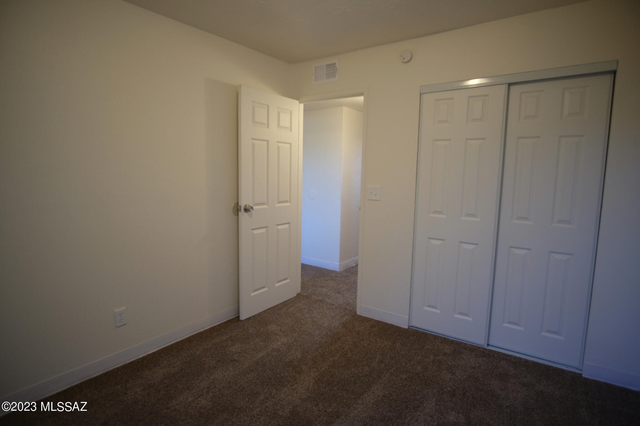 Kennedy Park Twnhss (1-125) - Residential Lease