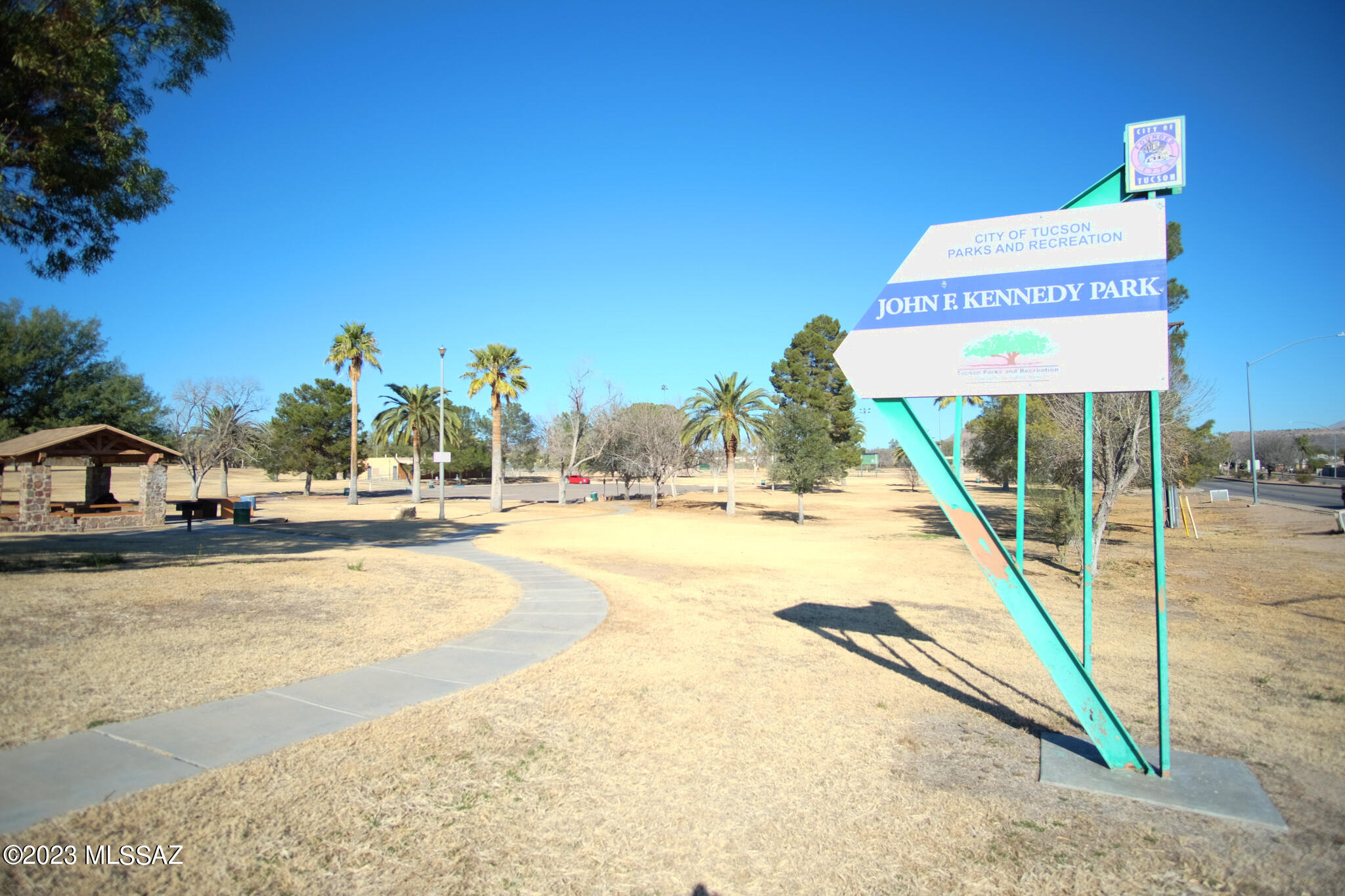 Kennedy Park Twnhss (1-125) - Residential Lease