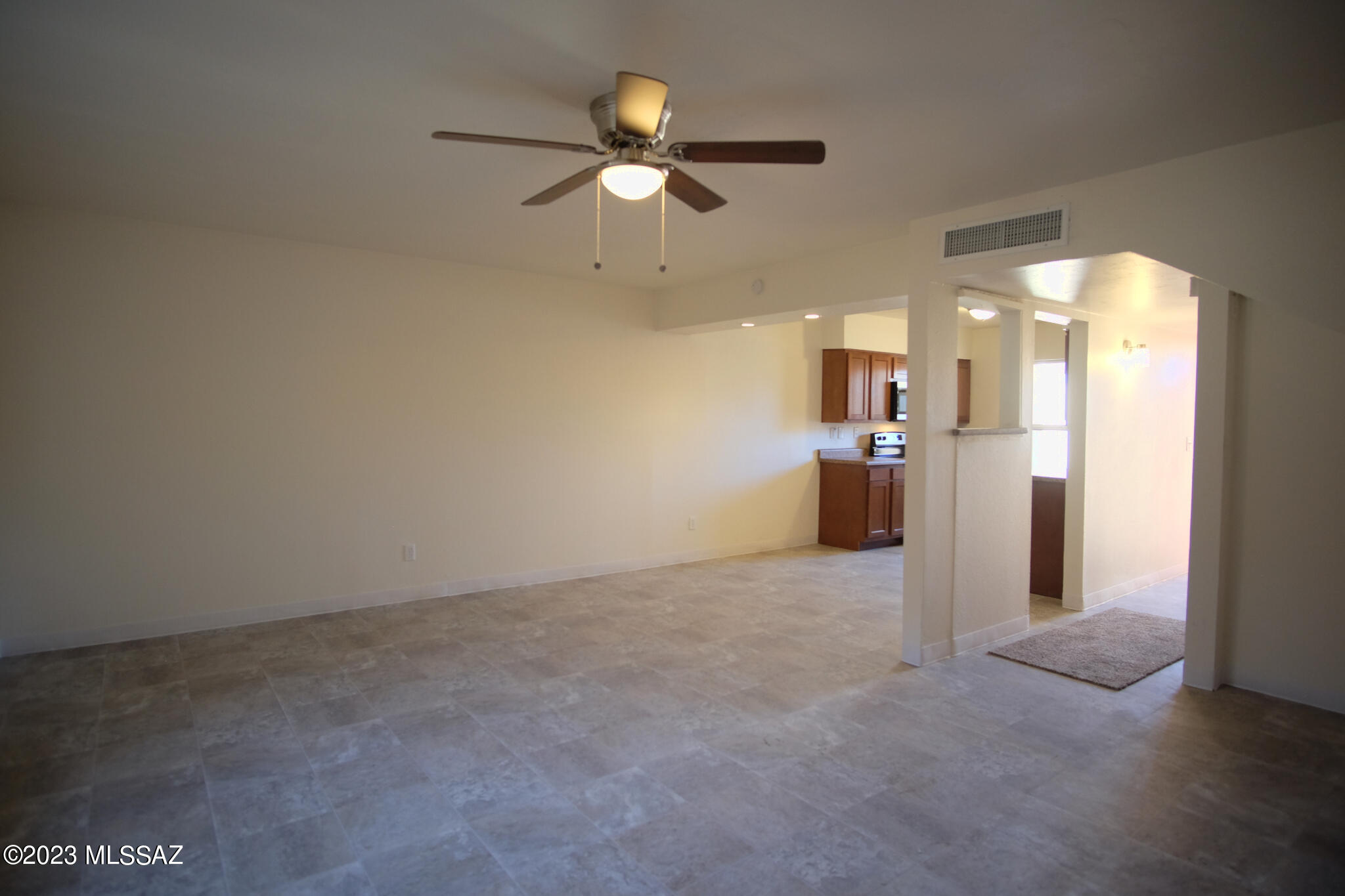 Kennedy Park Twnhss (1-125) - Residential Lease
