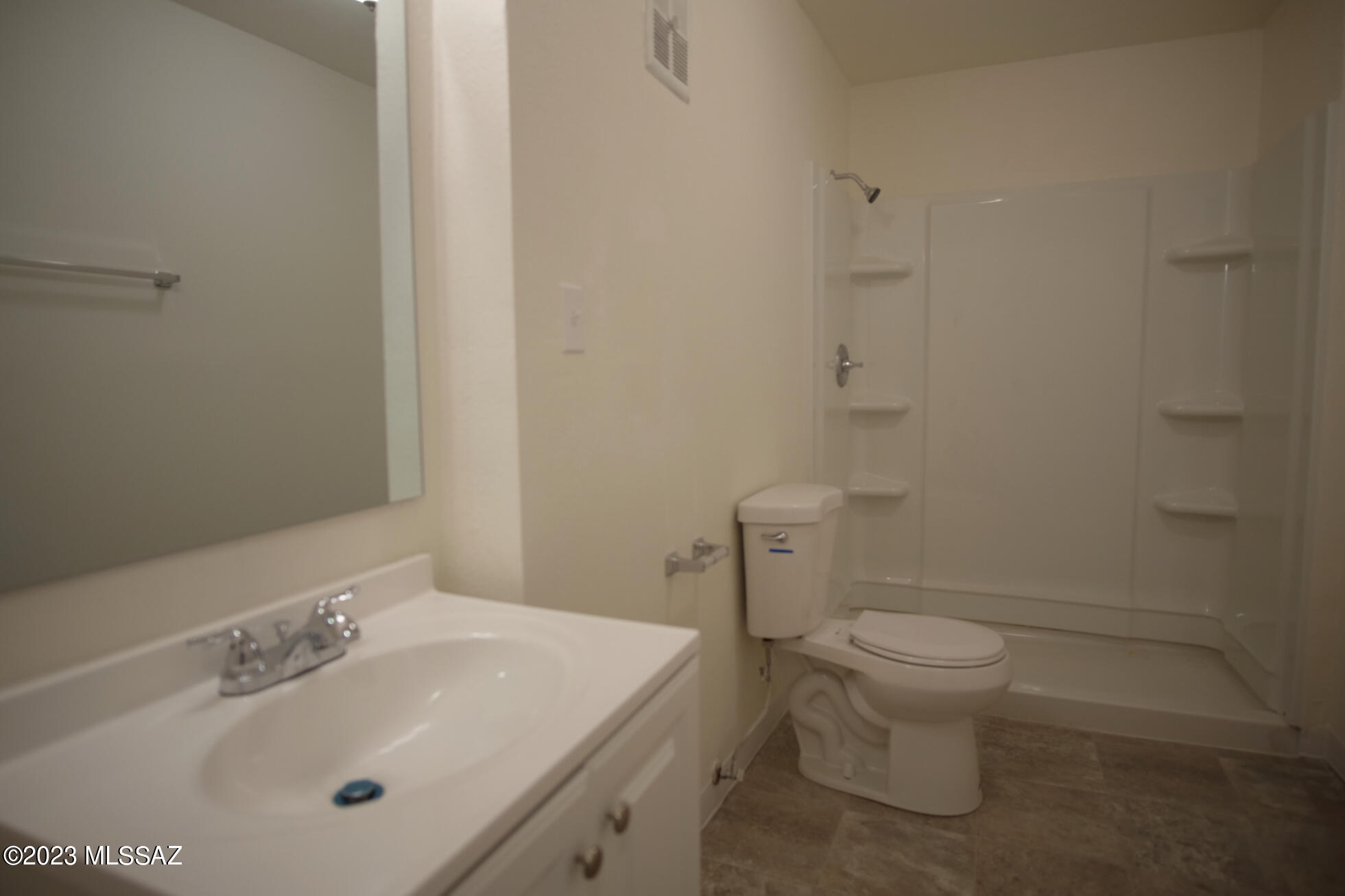 Kennedy Park Twnhss (1-125) - Residential Lease
