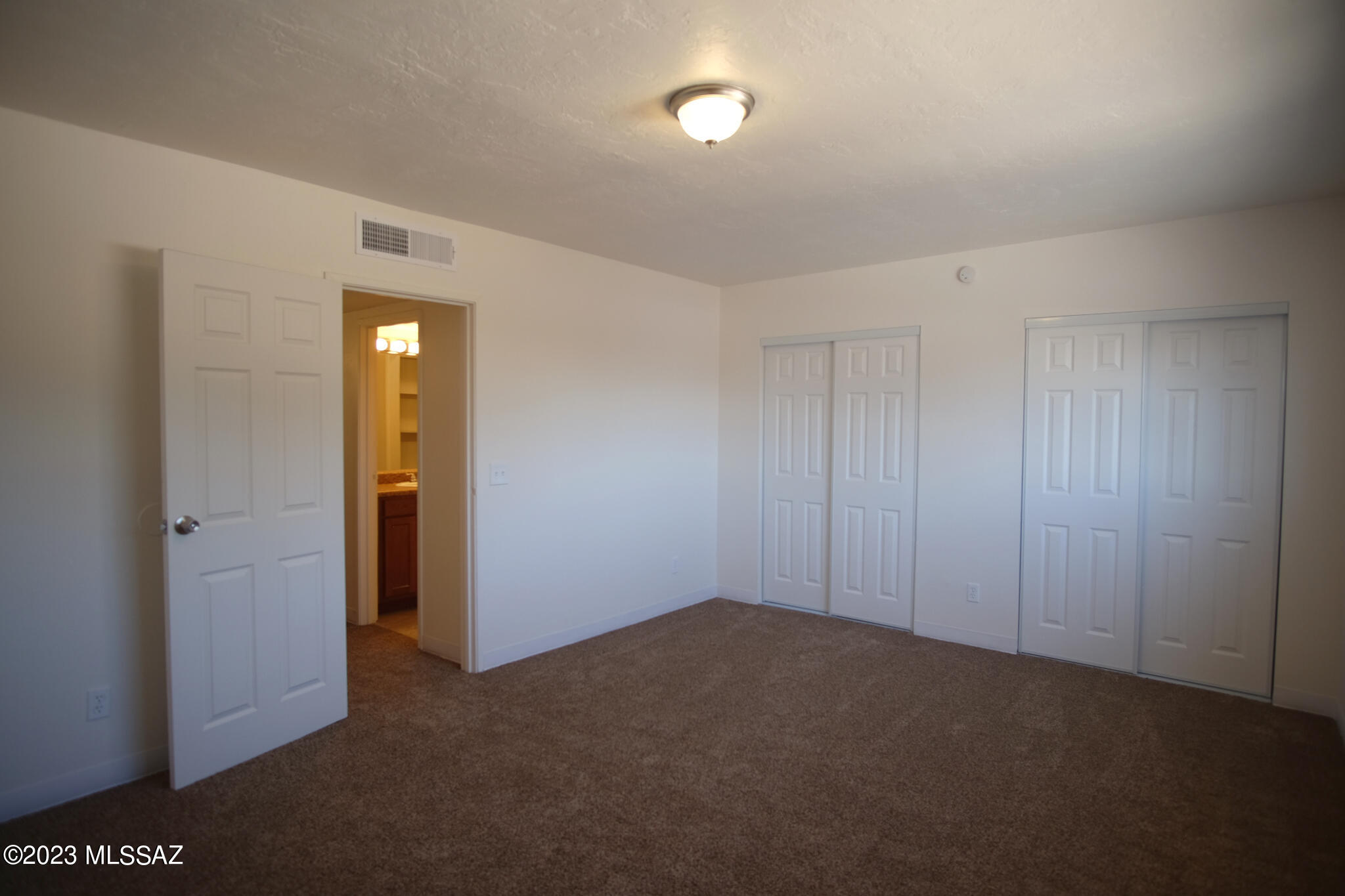 Kennedy Park Twnhss (1-125) - Residential Lease