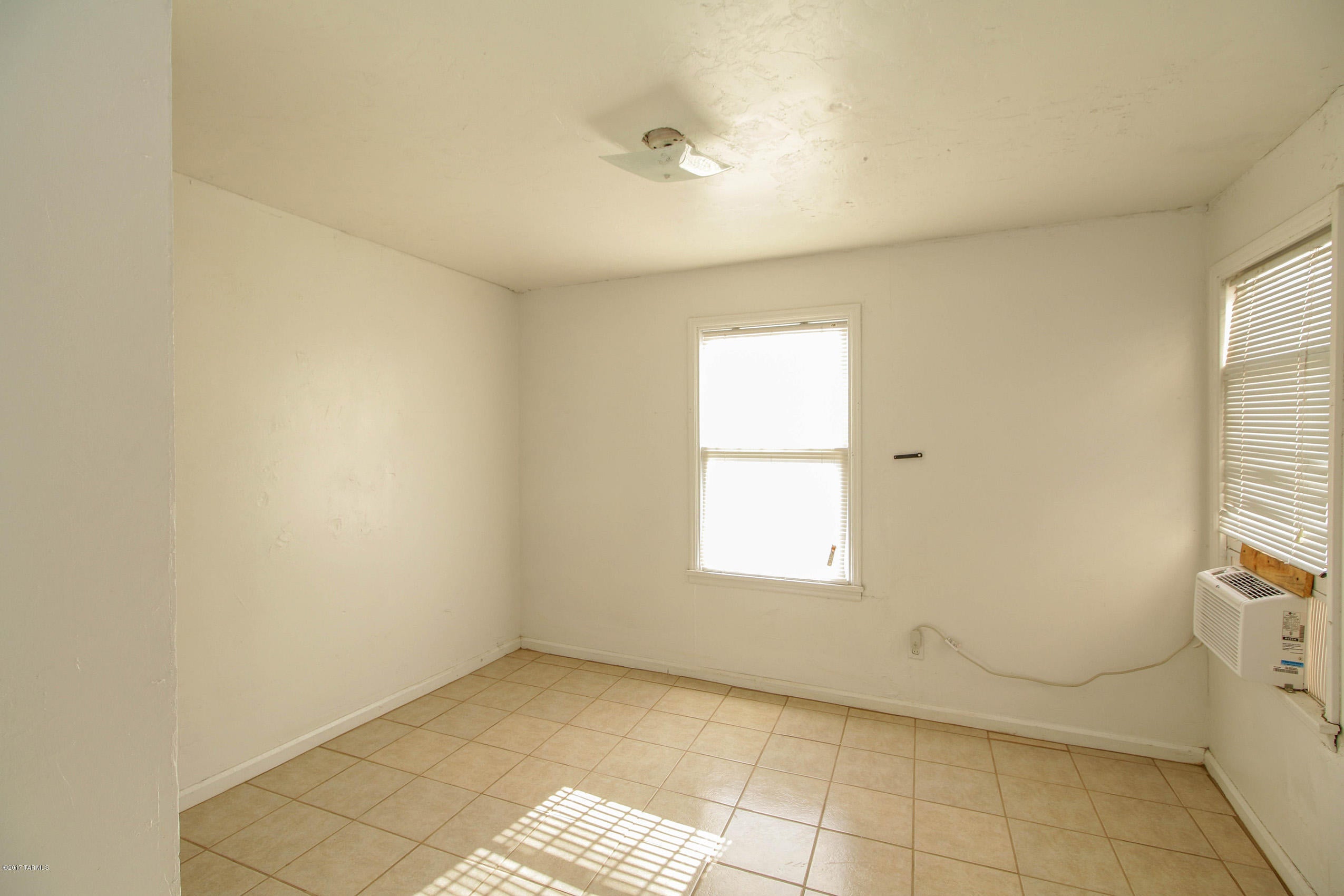 University Home Addition - Residential Lease