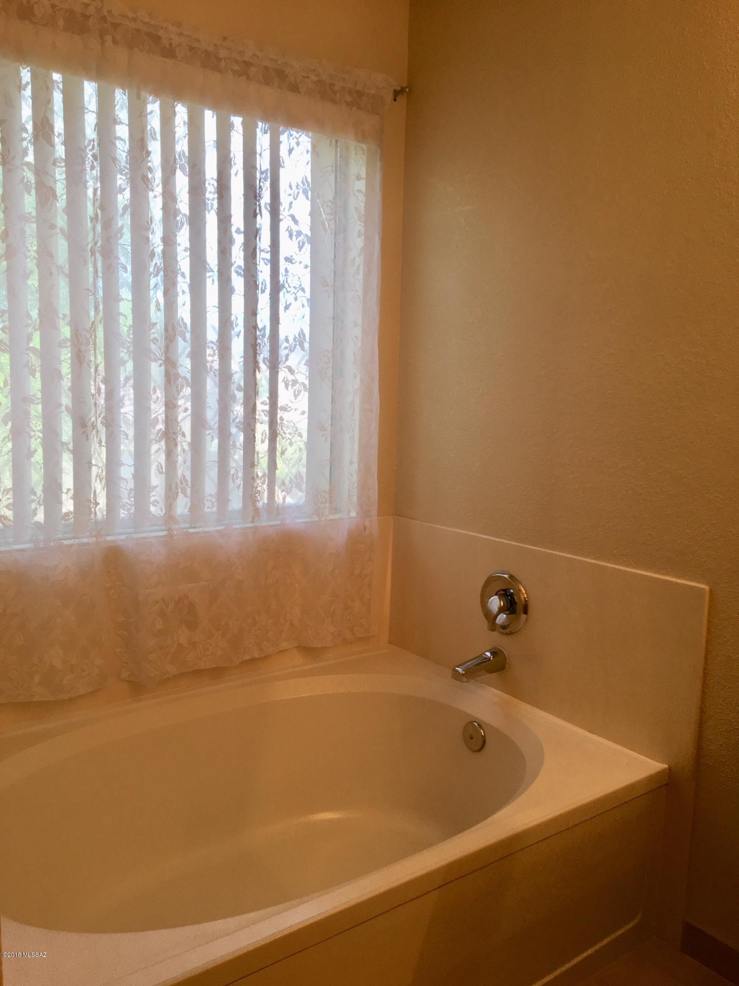 Sunset Vistas - Residential Lease