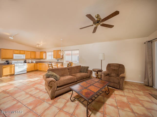 Rancho Vistoso Neighborhood Par. G (1-88) - Residential Lease