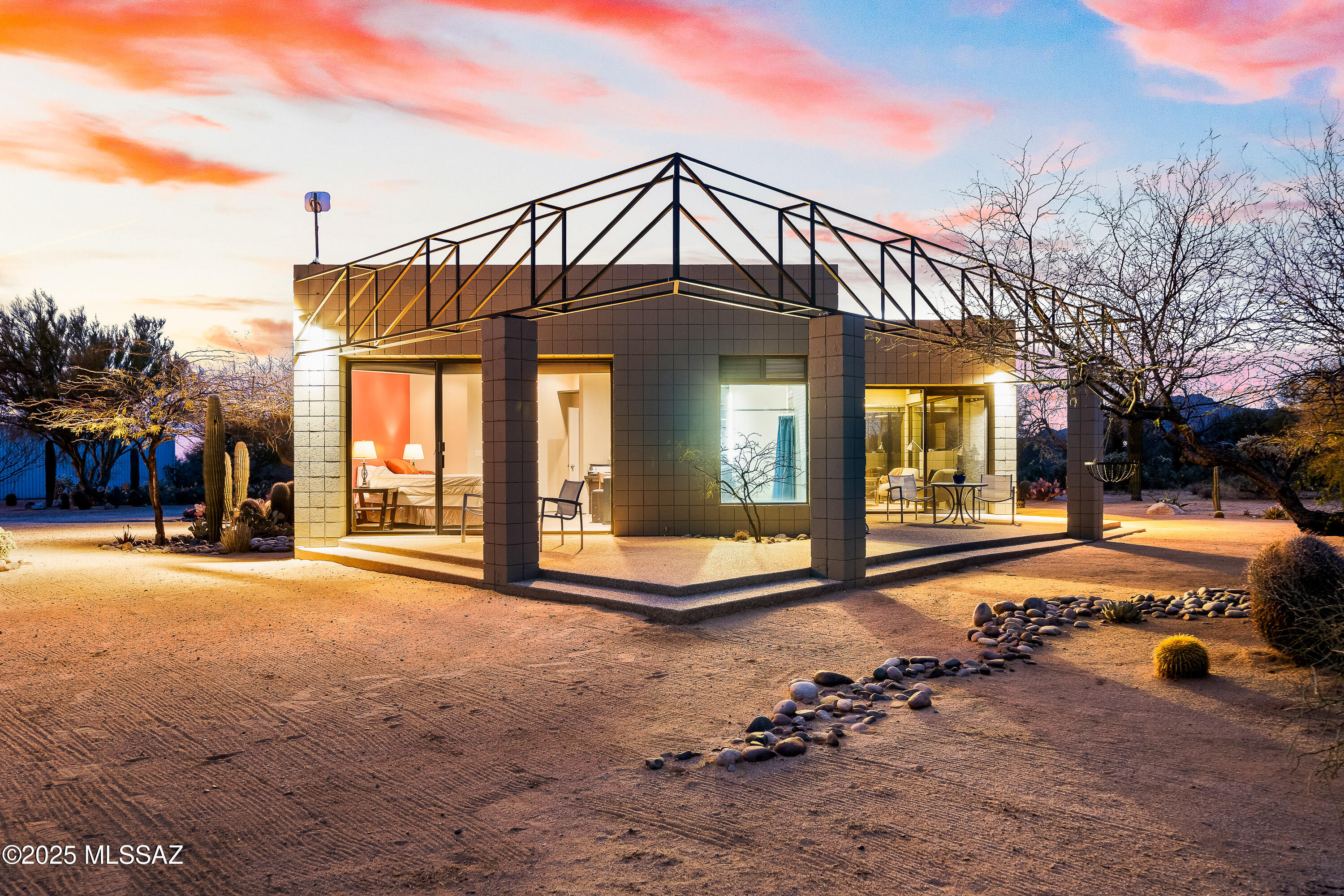 La Cholla Airpark - Residential