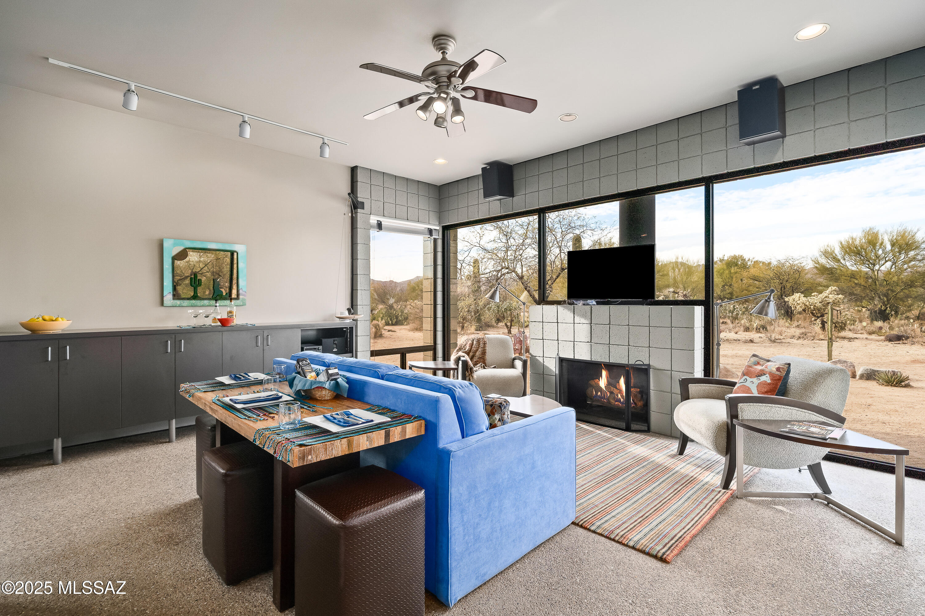 La Cholla Airpark - Residential