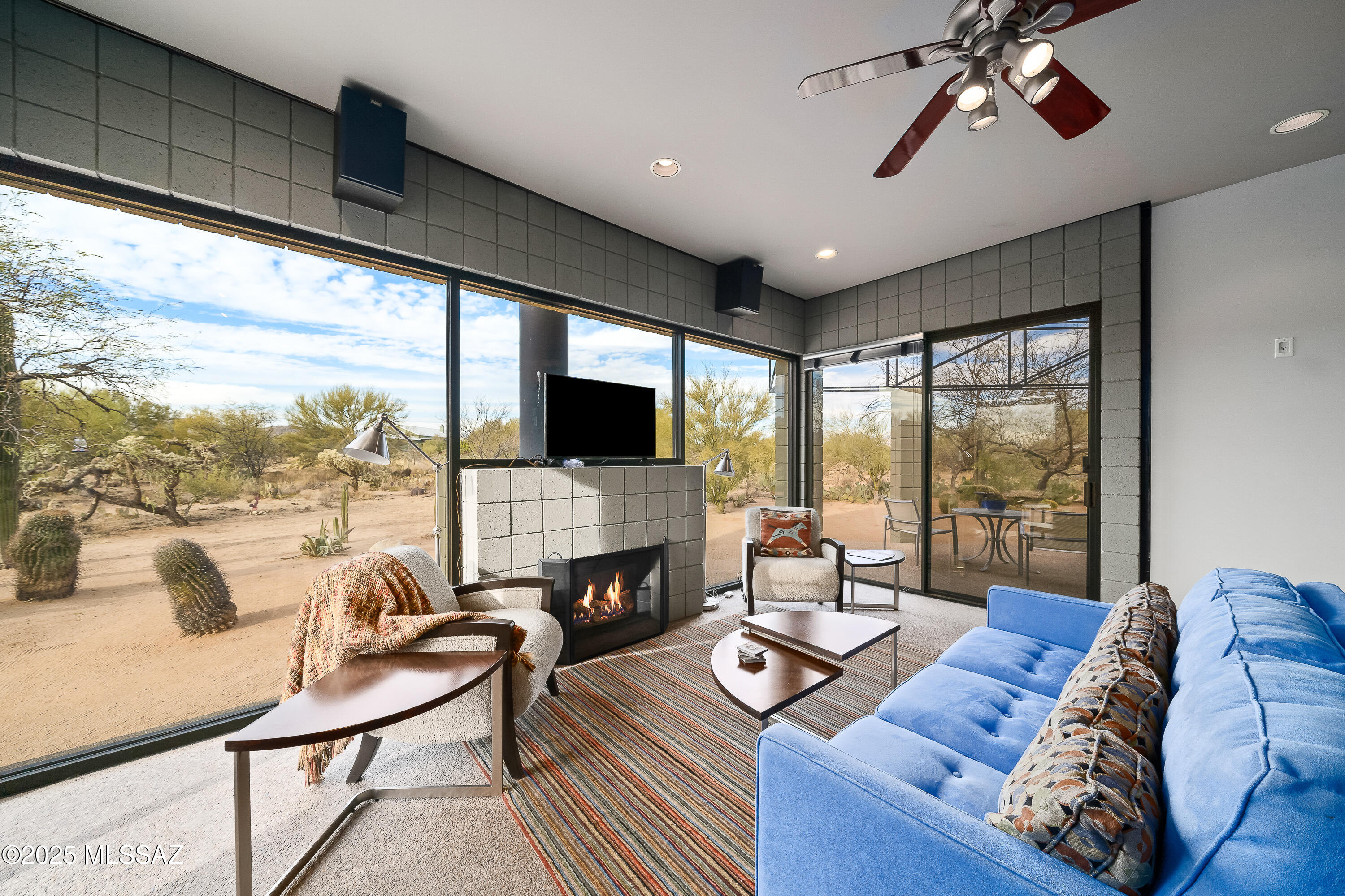 La Cholla Airpark - Residential