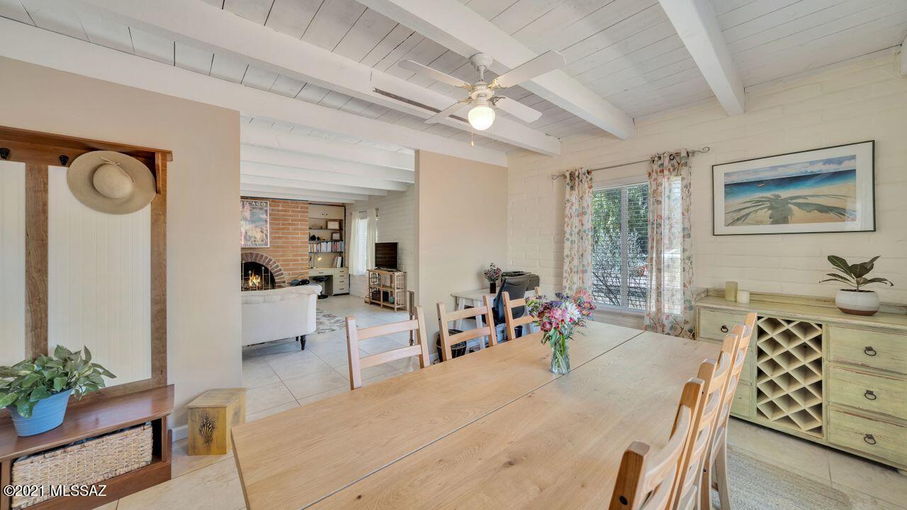 Racquet Club Condominium - Residential