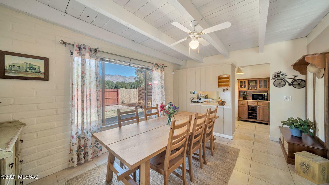 Racquet Club Condominium - Residential