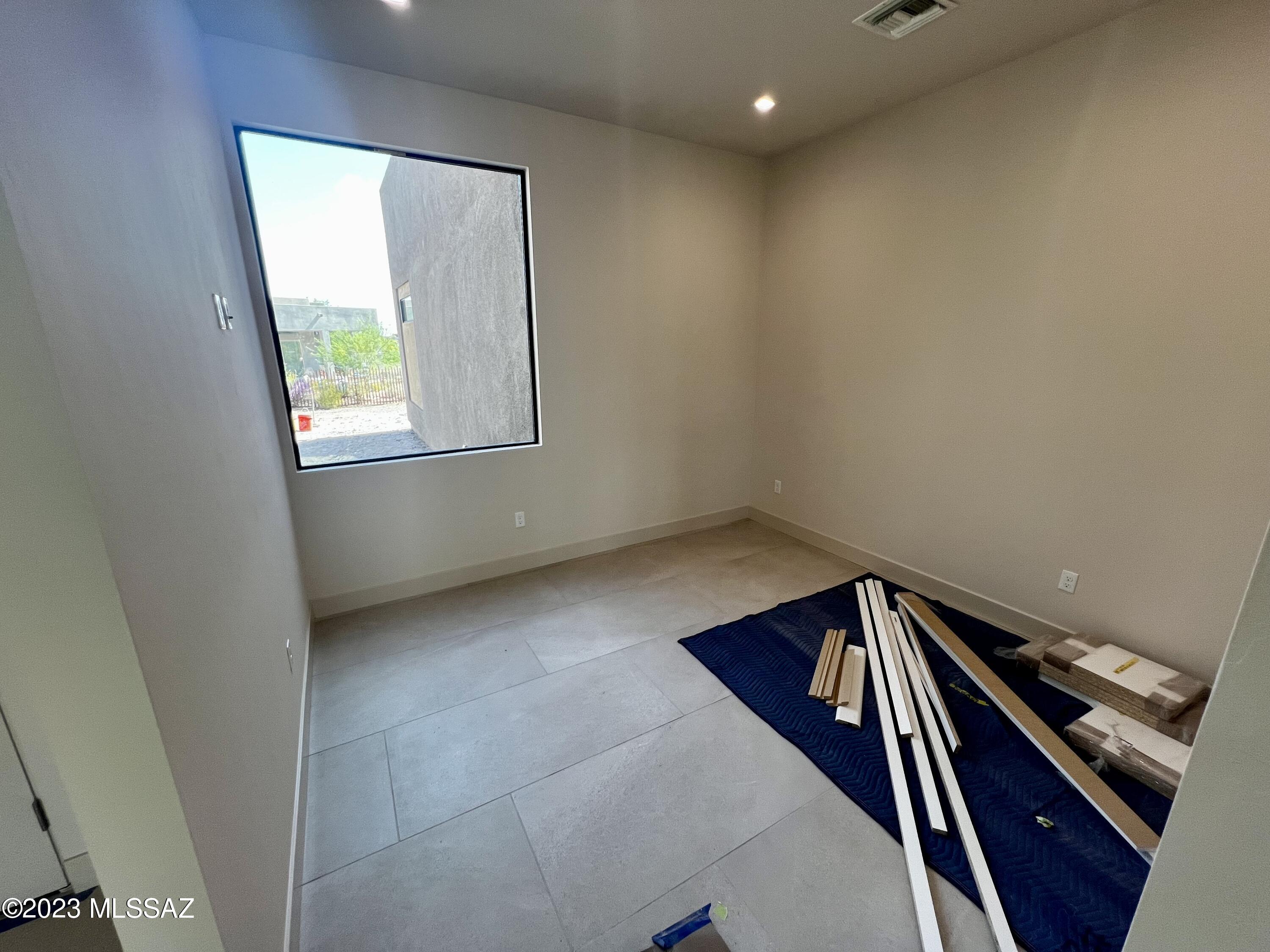 The Enclave At Stone Canyon V - Residential
