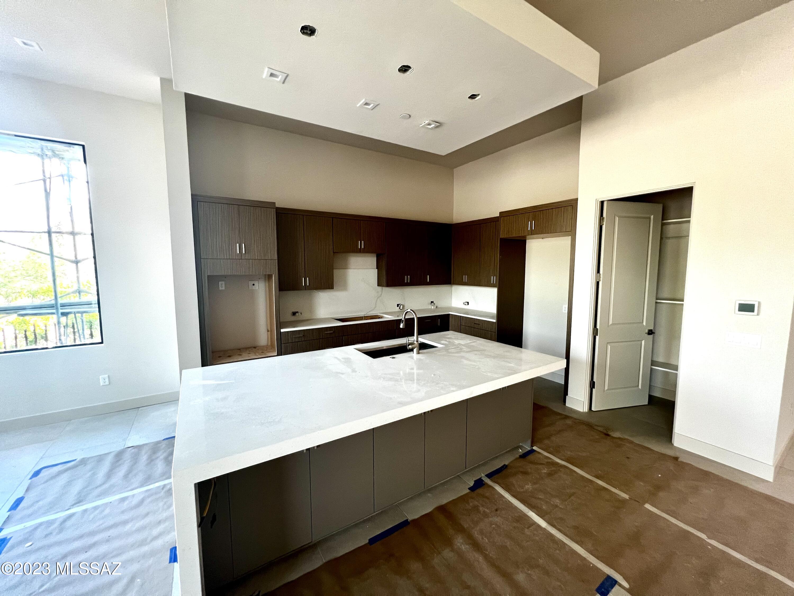 The Enclave At Stone Canyon V - Residential