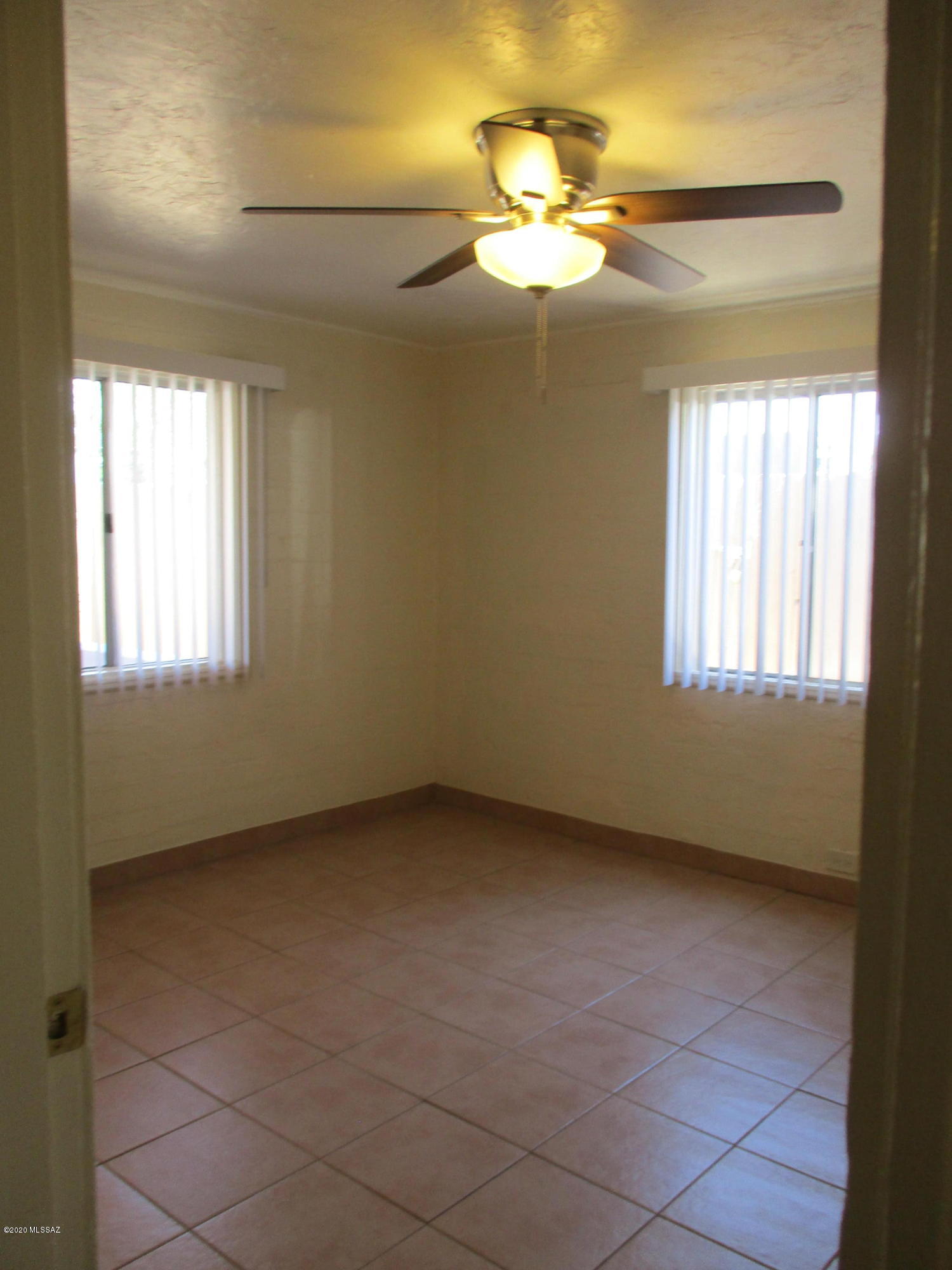 Unsubdivided - Residential Lease