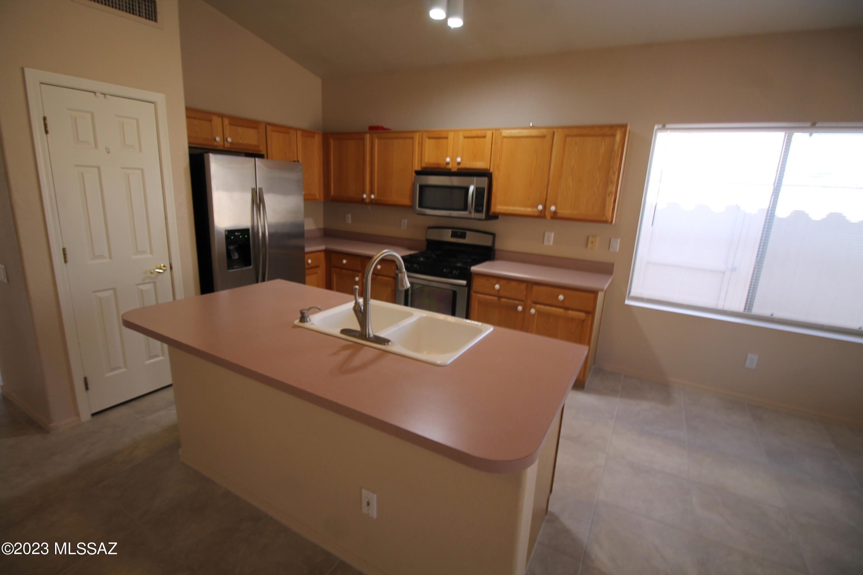Harrison Pointe Phase II (73-137) - Residential Lease