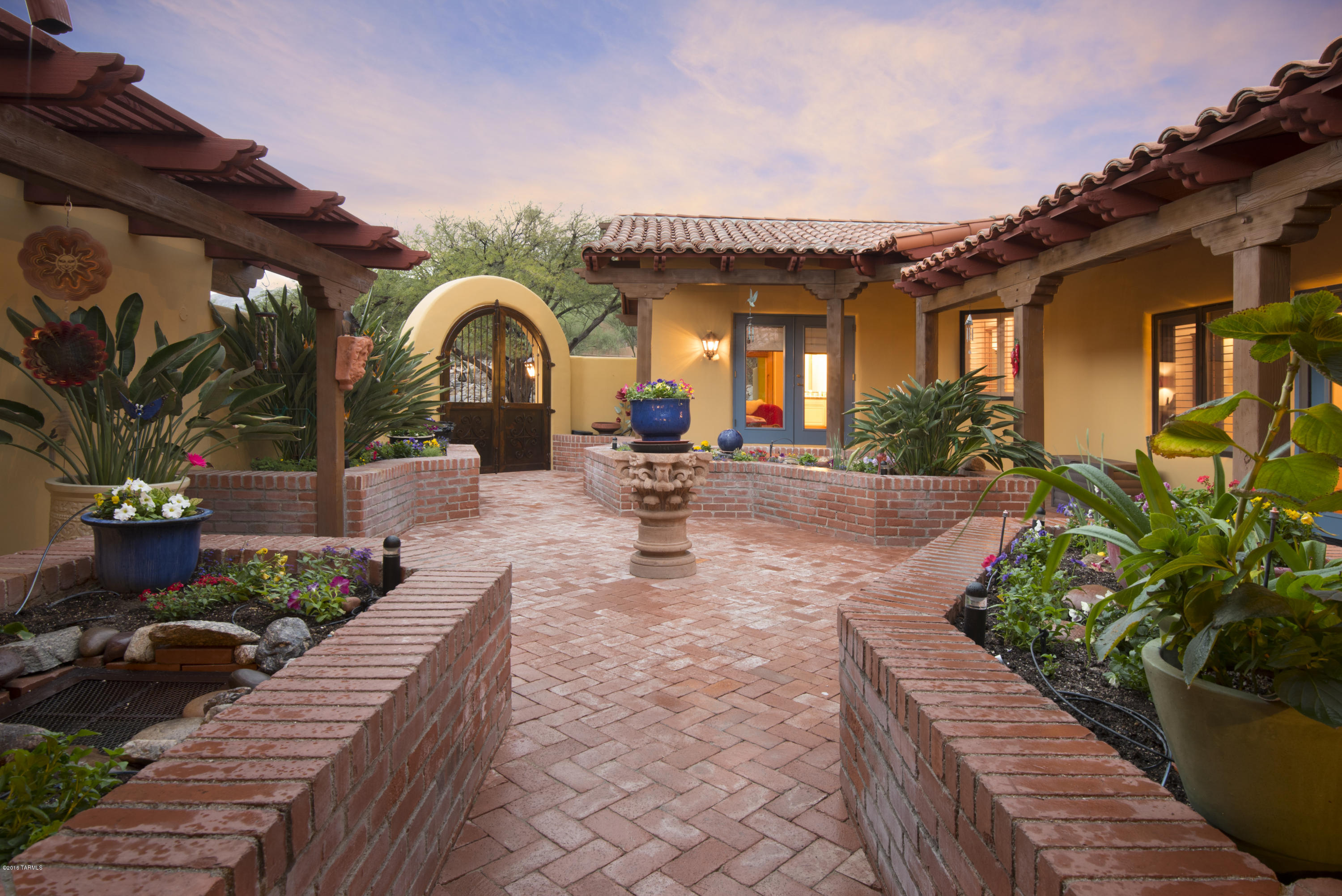 Catalina Foothills Est. NO. 10 (73-90, 119, 121, 123, 127-146) - Residential