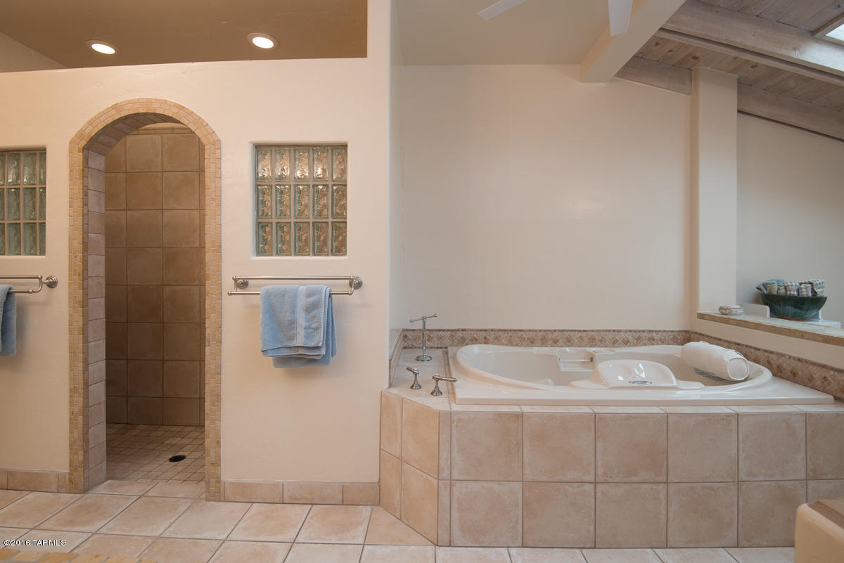 Catalina Foothills Est. NO. 10 (73-90, 119, 121, 123, 127-146) - Residential