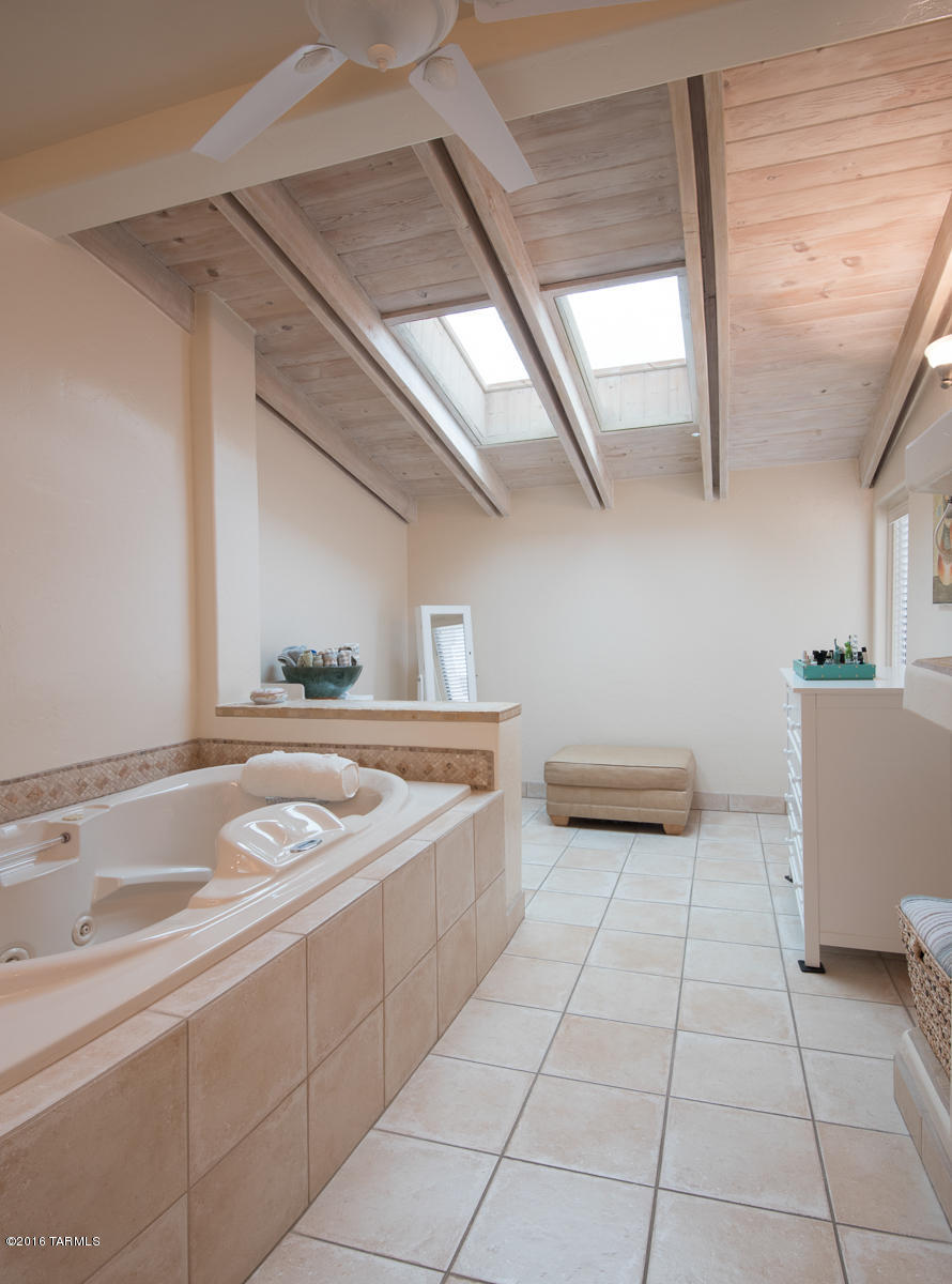 Catalina Foothills Est. NO. 10 (73-90, 119, 121, 123, 127-146) - Residential