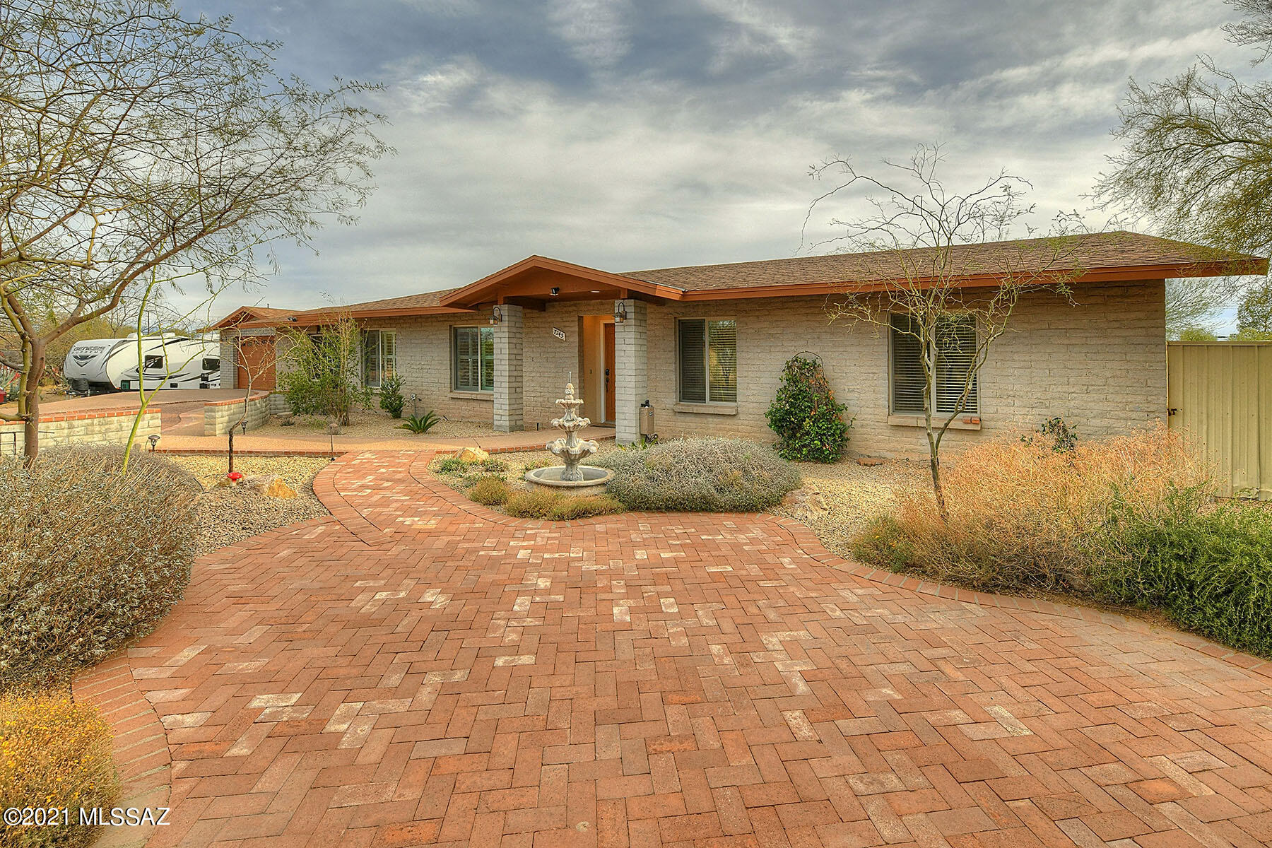 Casas Adobes West No.2 (284-438) - Residential