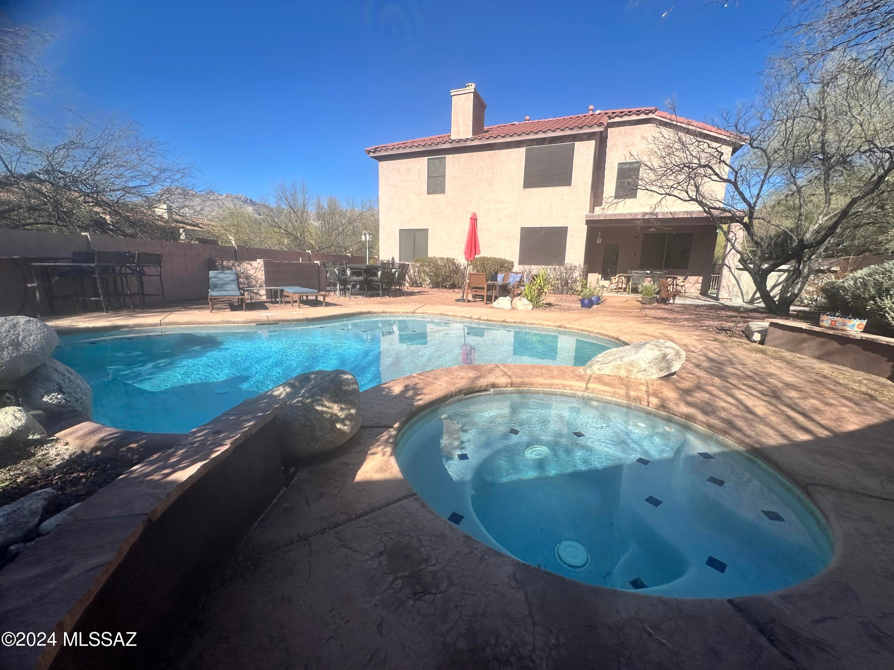 Shadows @ Sabino (1-103) - Residential Lease