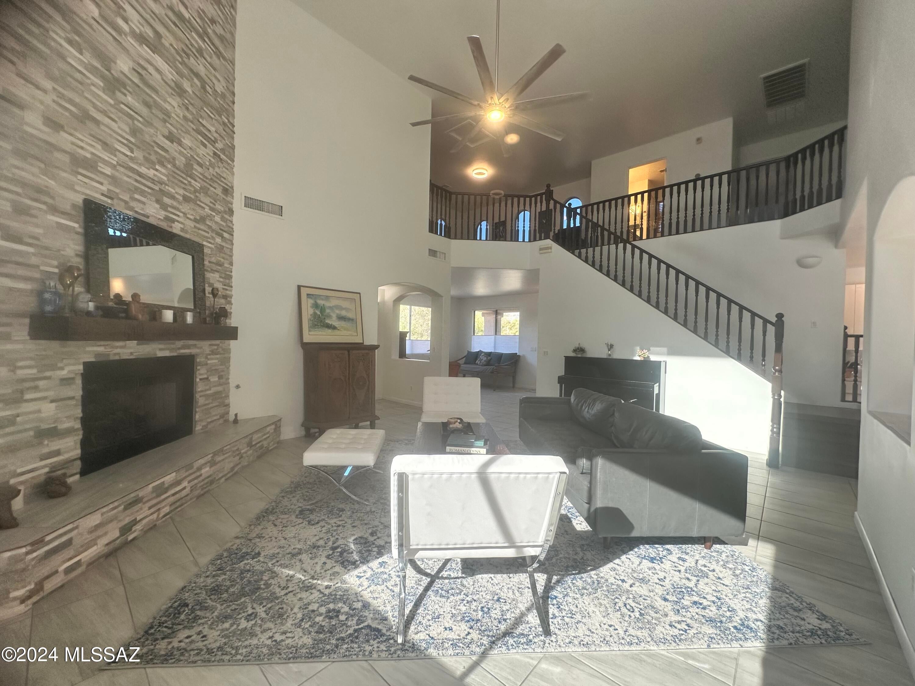 Shadows @ Sabino (1-103) - Residential Lease