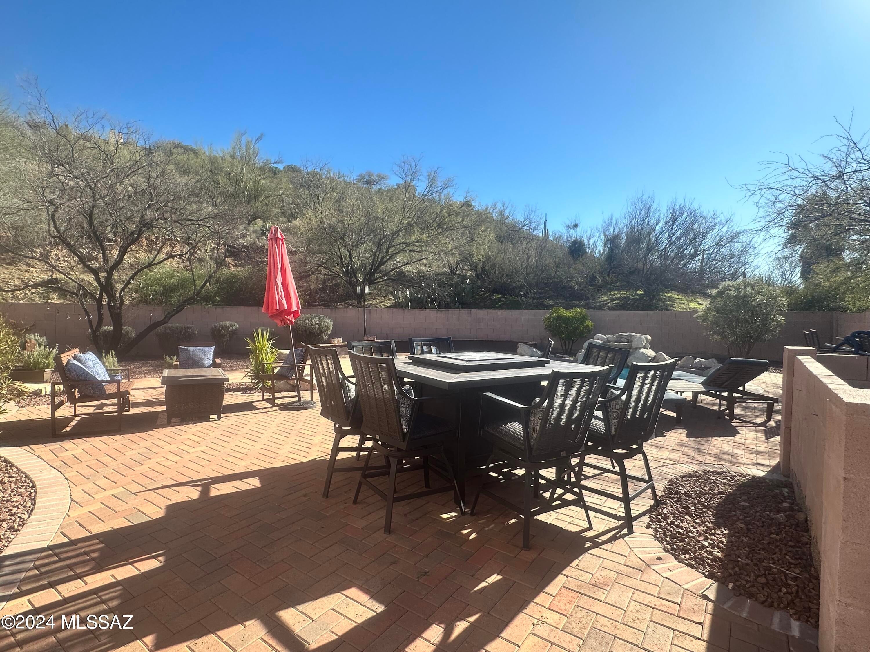 Shadows @ Sabino (1-103) - Residential Lease