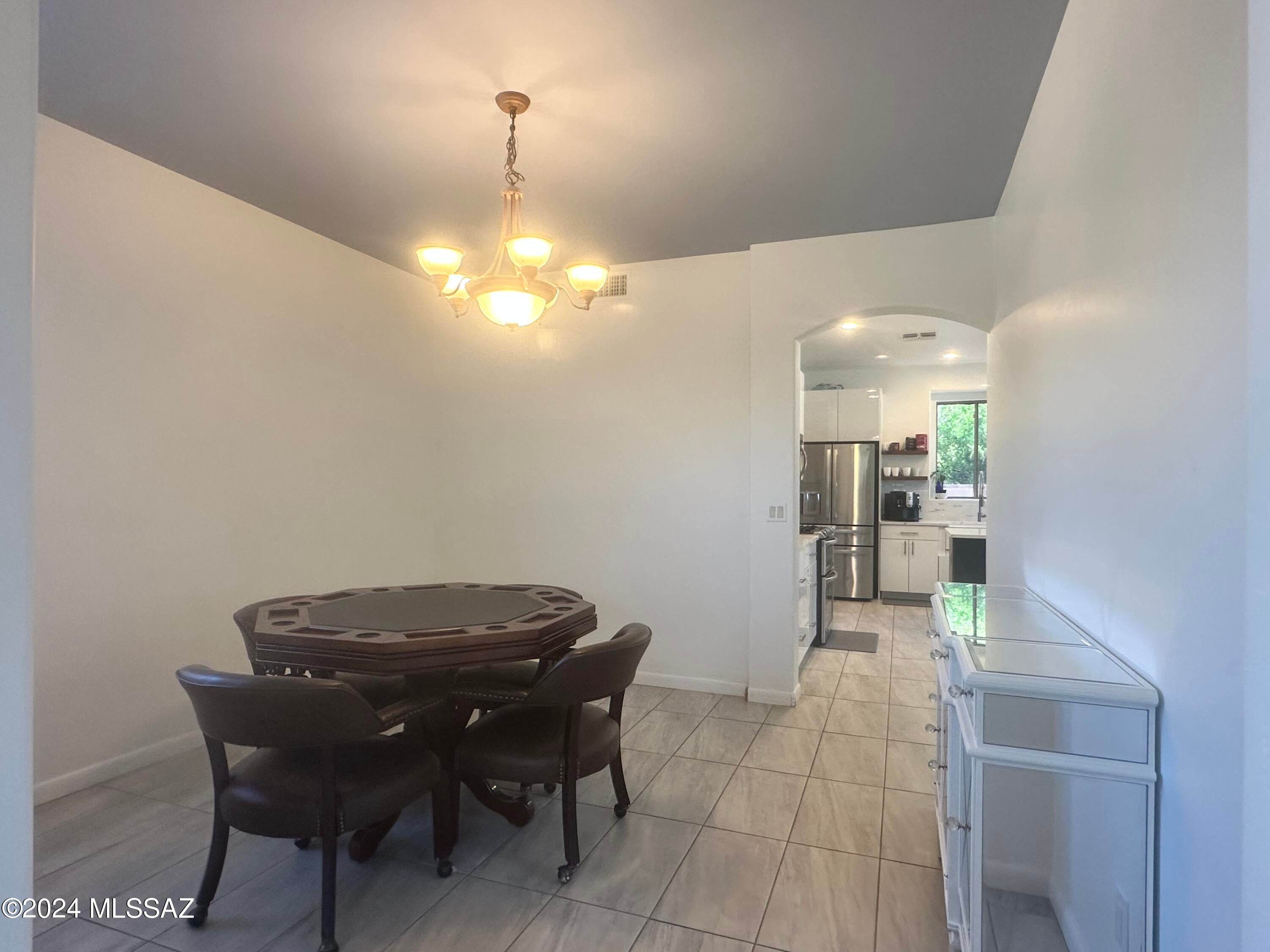 Shadows @ Sabino (1-103) - Residential Lease
