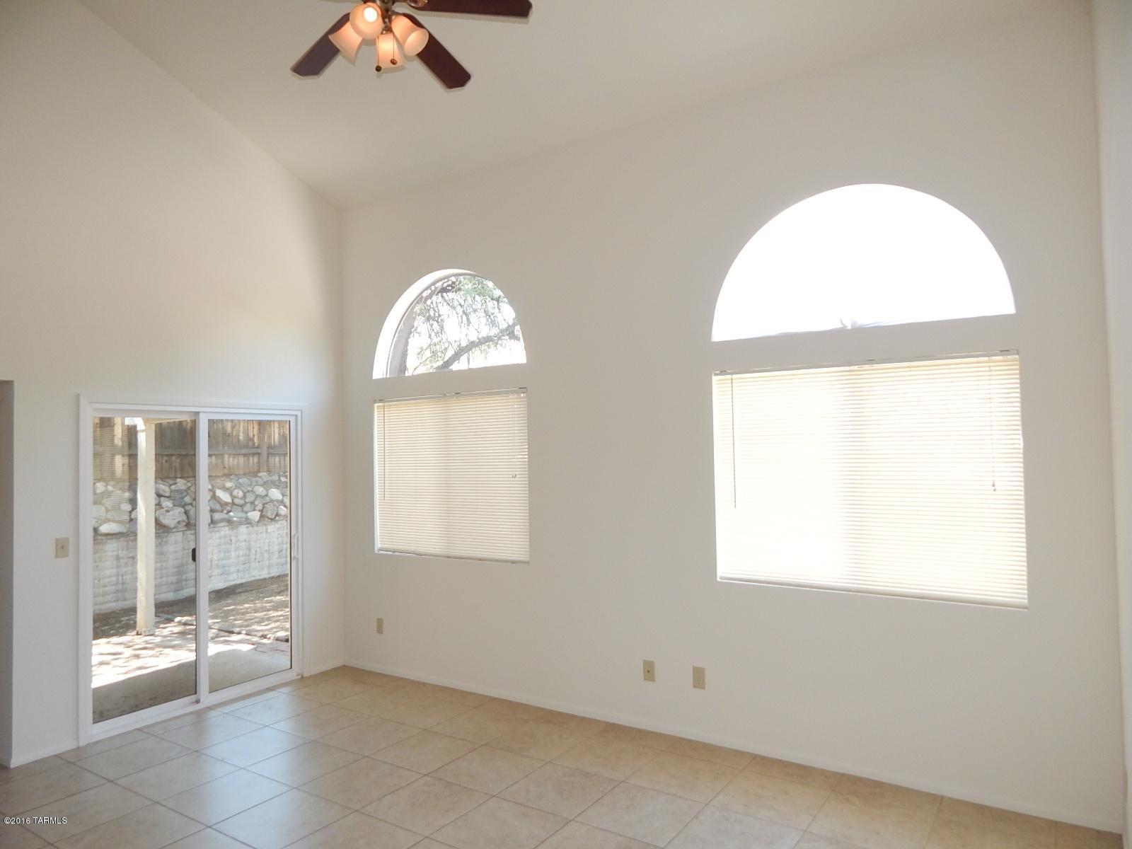Saddlewood Heights (1-102) - Residential Lease