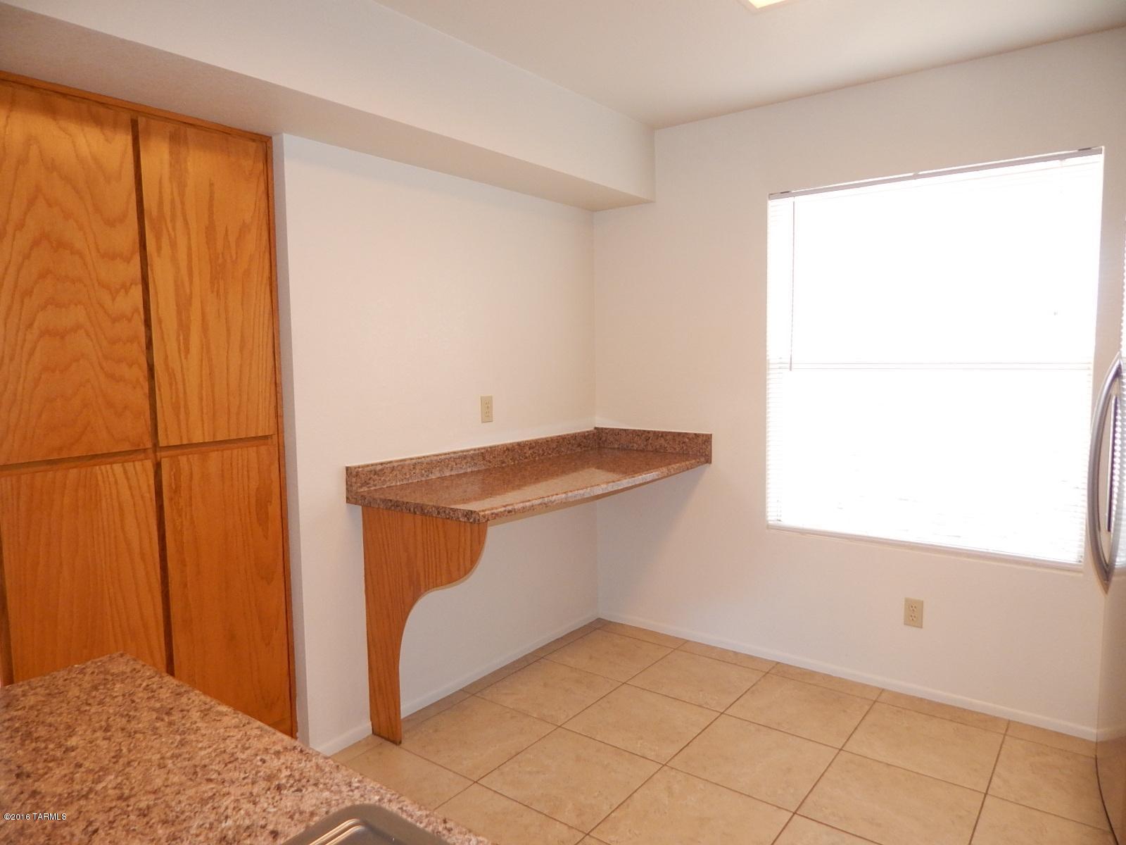 Saddlewood Heights (1-102) - Residential Lease