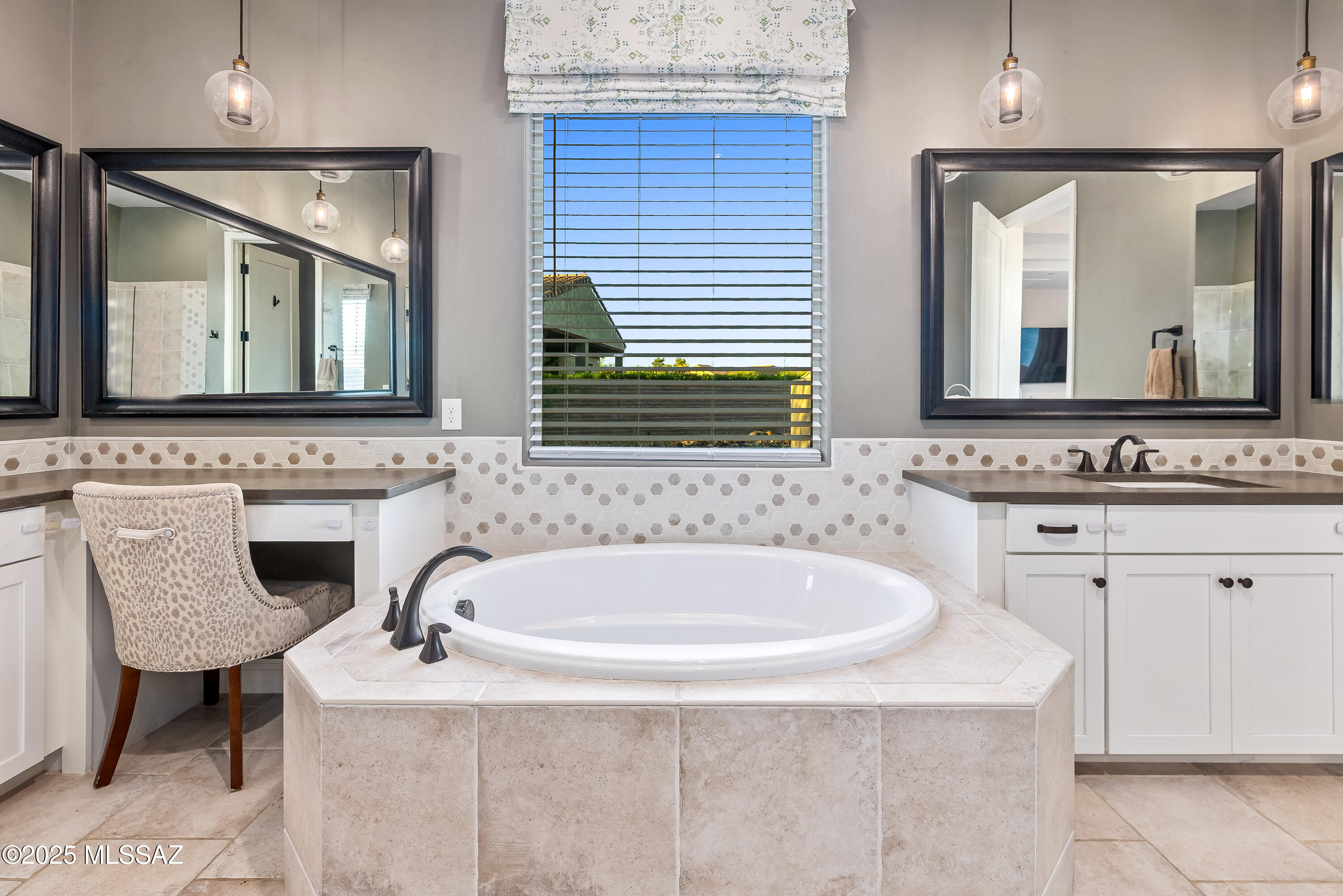 Sanctuary At Silverhawke - Residential