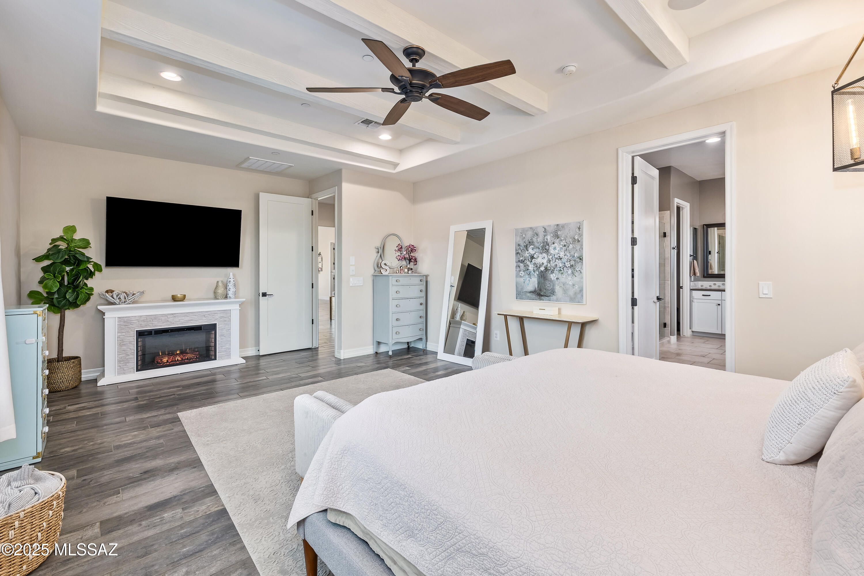 Sanctuary At Silverhawke - Residential