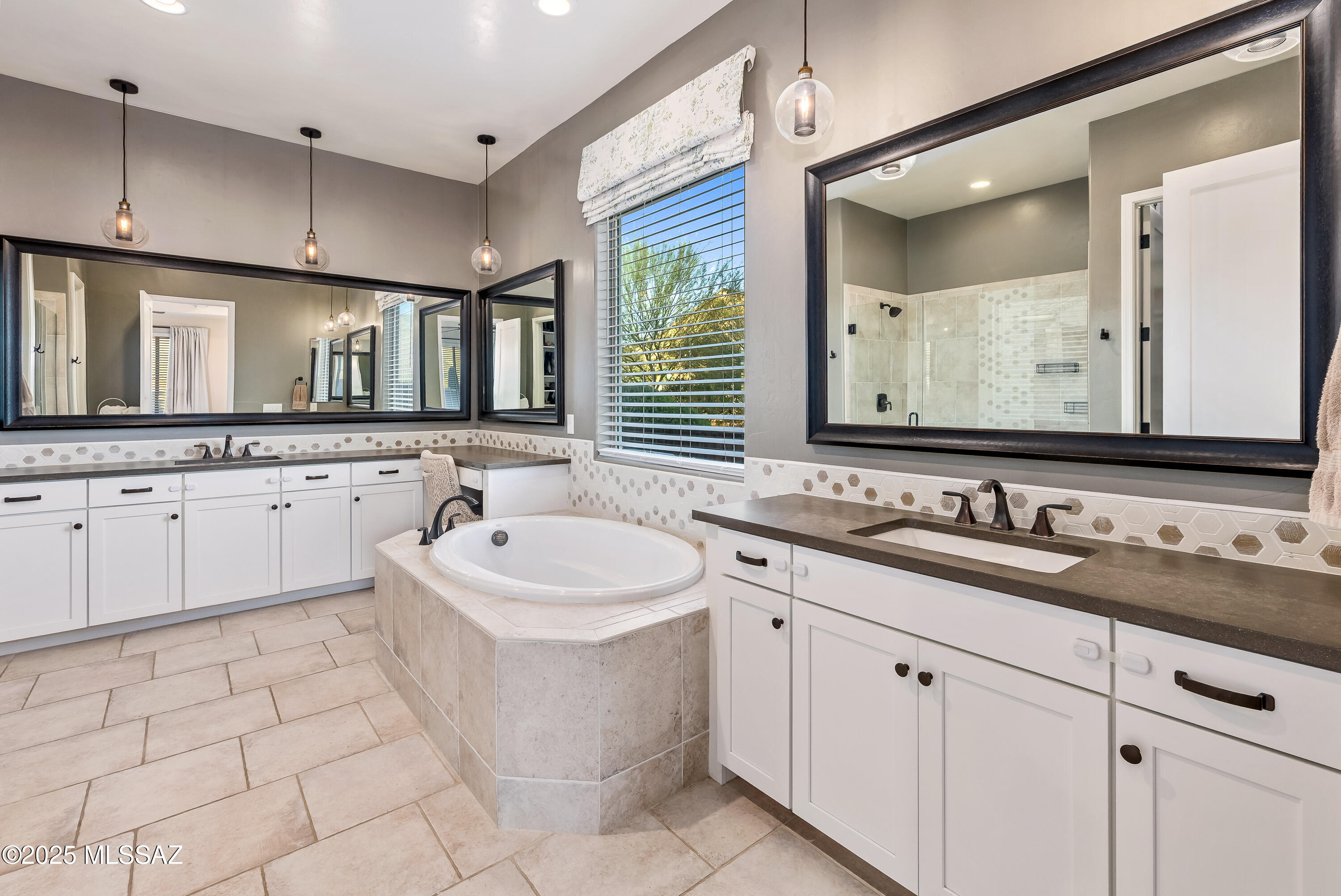Sanctuary At Silverhawke - Residential