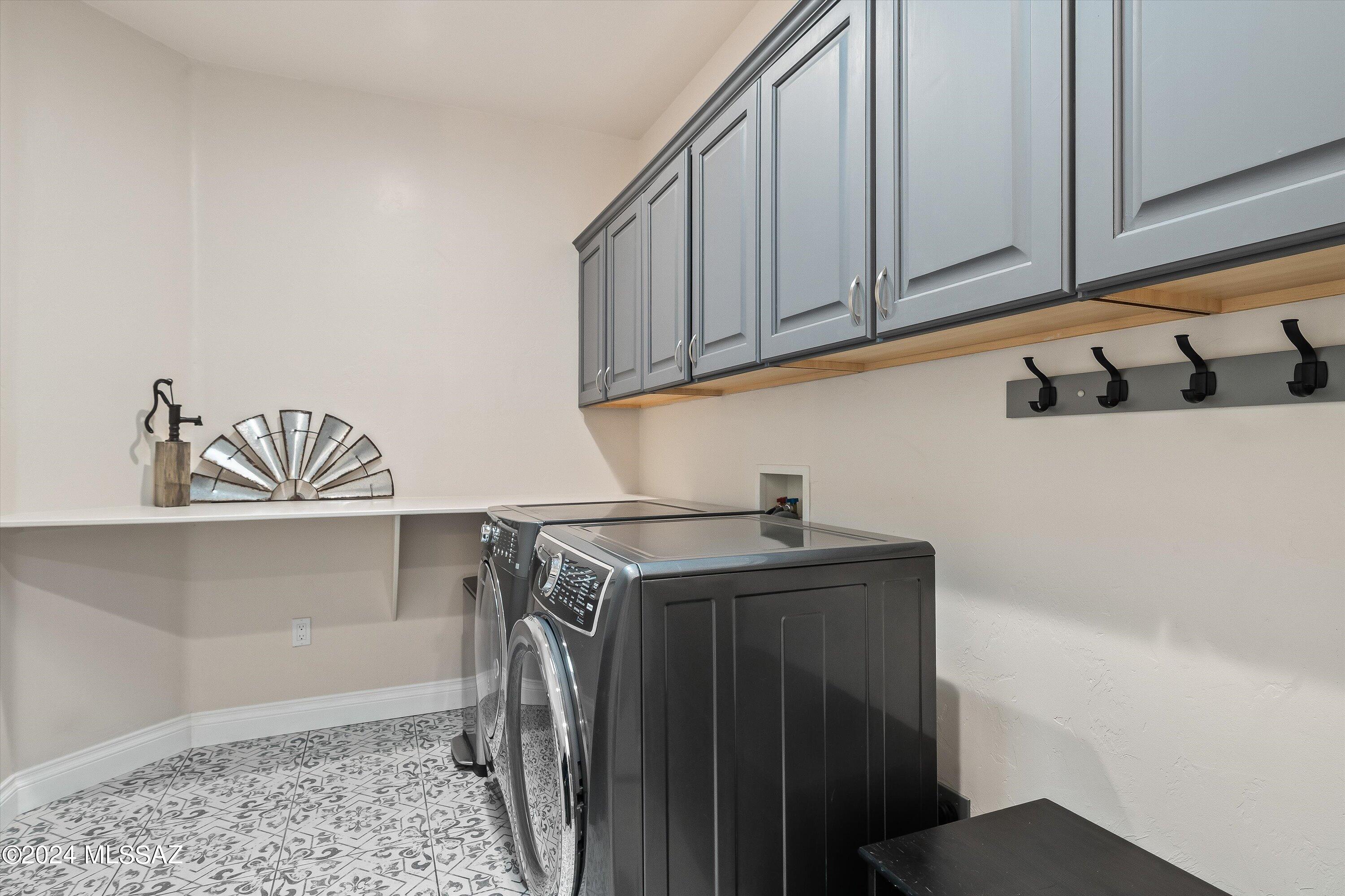 Outpost Estates (1-12) - Residential