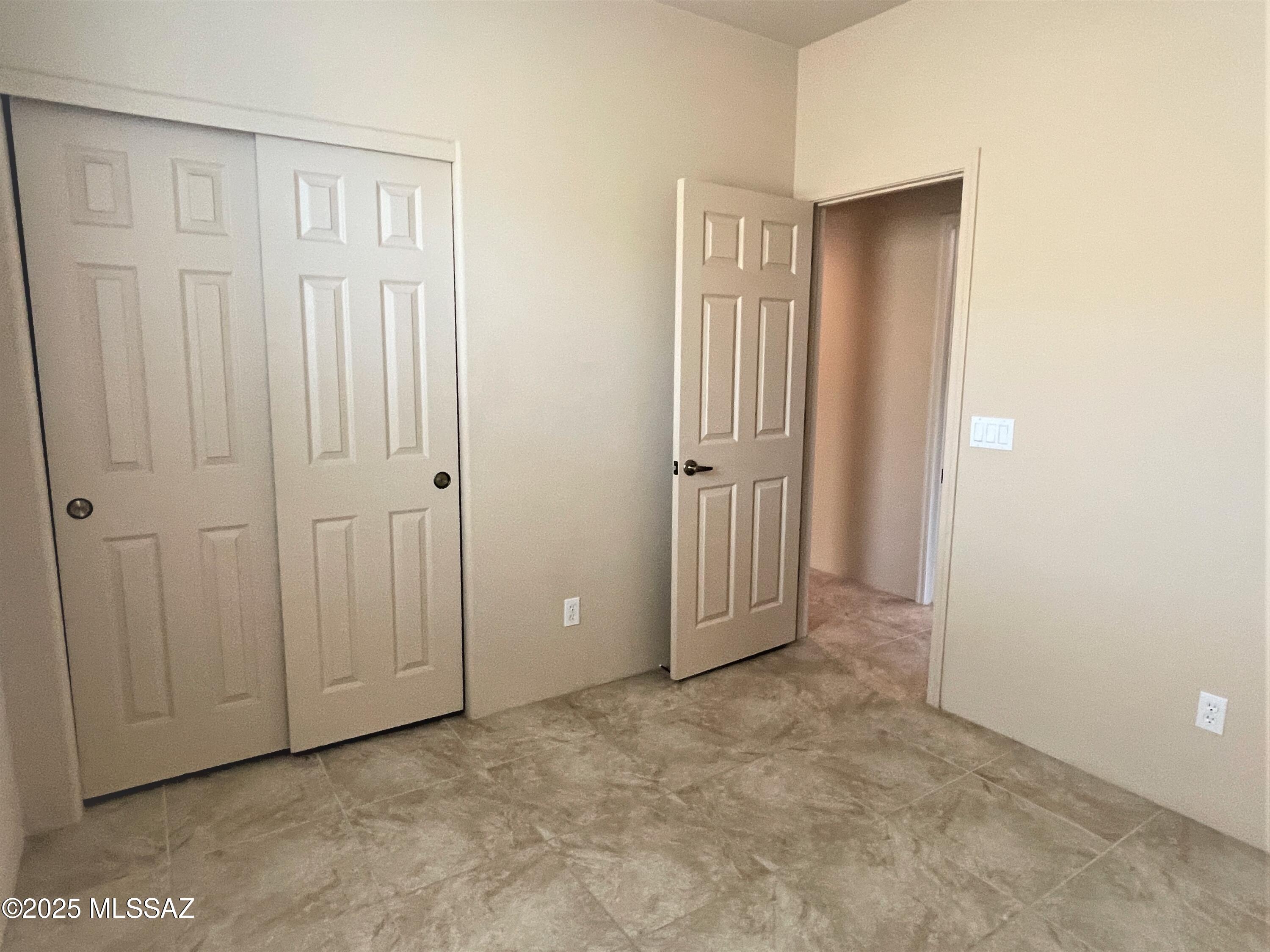 Civano 1 (166-527) - Residential Lease