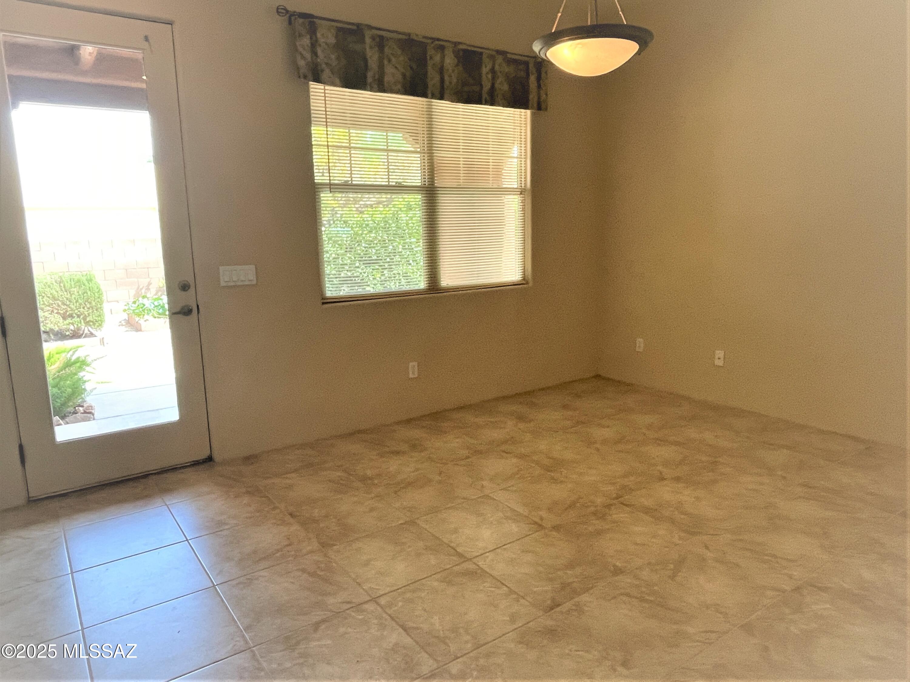 Civano 1 (166-527) - Residential Lease
