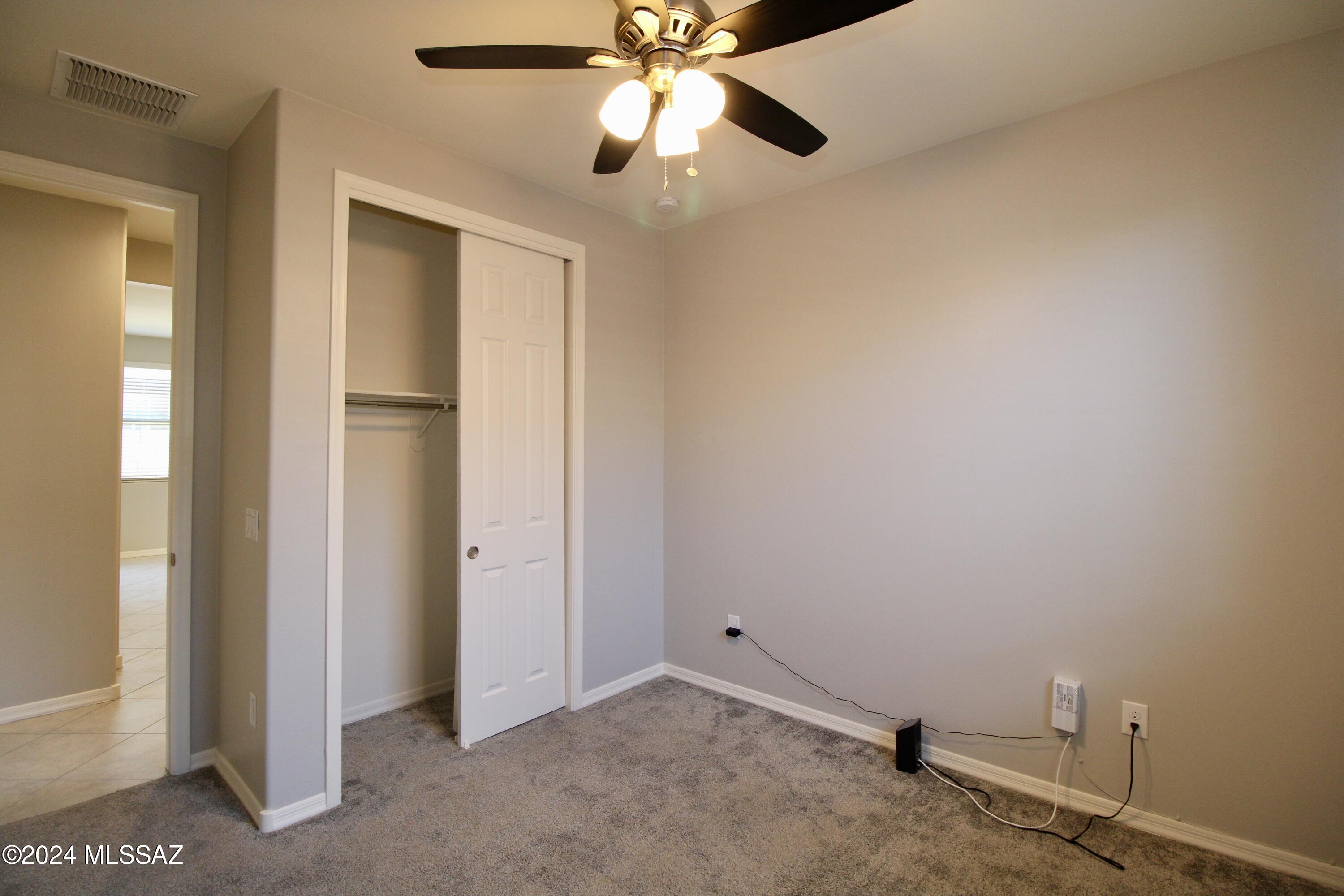 La Estancia De Tucson (1-330) - Residential Lease