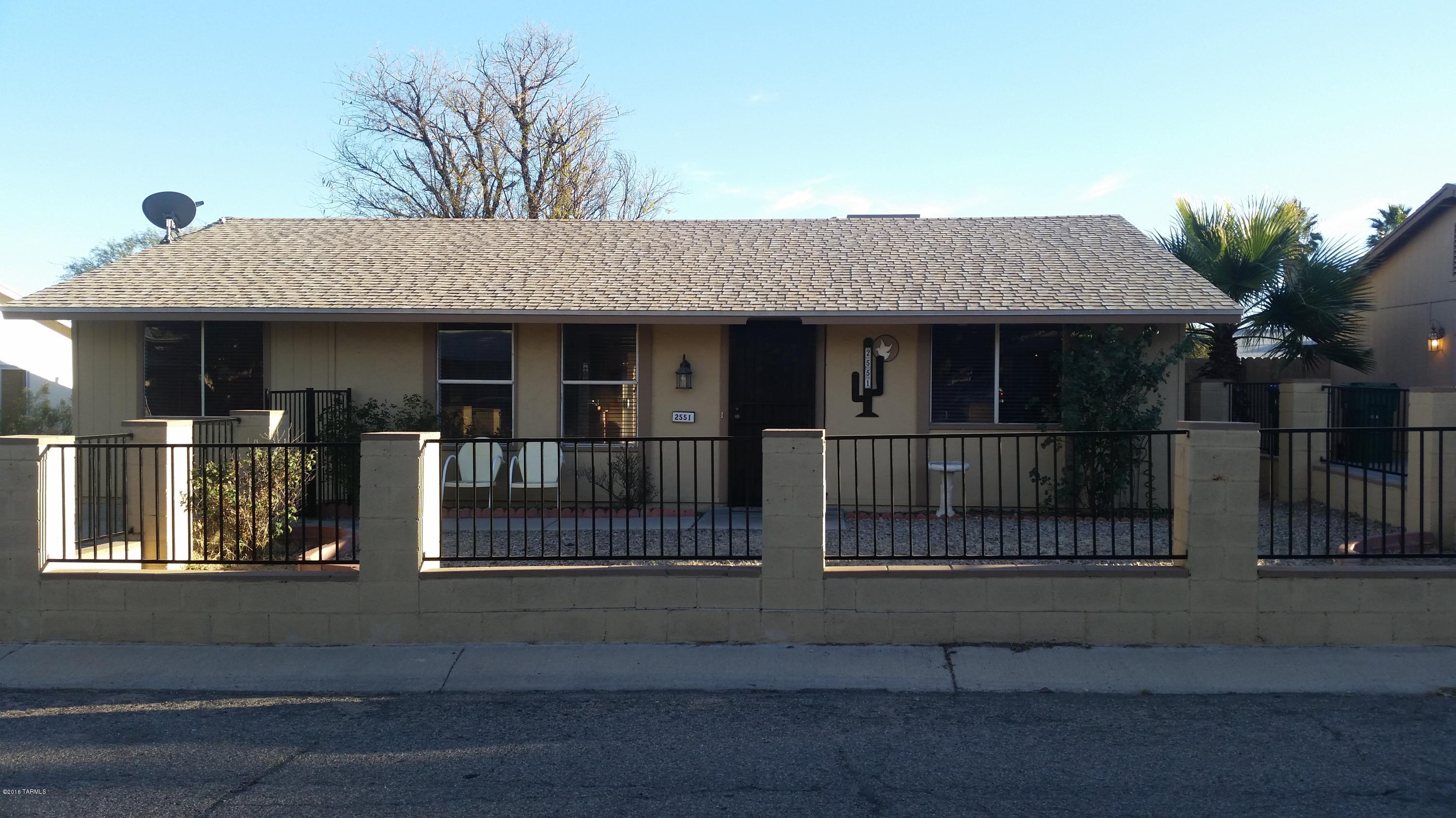 Great looking property in a great neighborhood just South of Valencia. Just minutes from the freeway with quick access to downtown, East Tucson, and the Northwest side of town. Close to shopping, entertainment, and outdoor attractions. Rare, huge,  powered workshop in backyard just beyond the covered patio. Gated yard; front and back. Fully adequate room sizes, designed in a split floor plan. Newer appliances, with a brand new dishwasher, spacious laundry room with plenty of shelf space. Come see this beauty today!