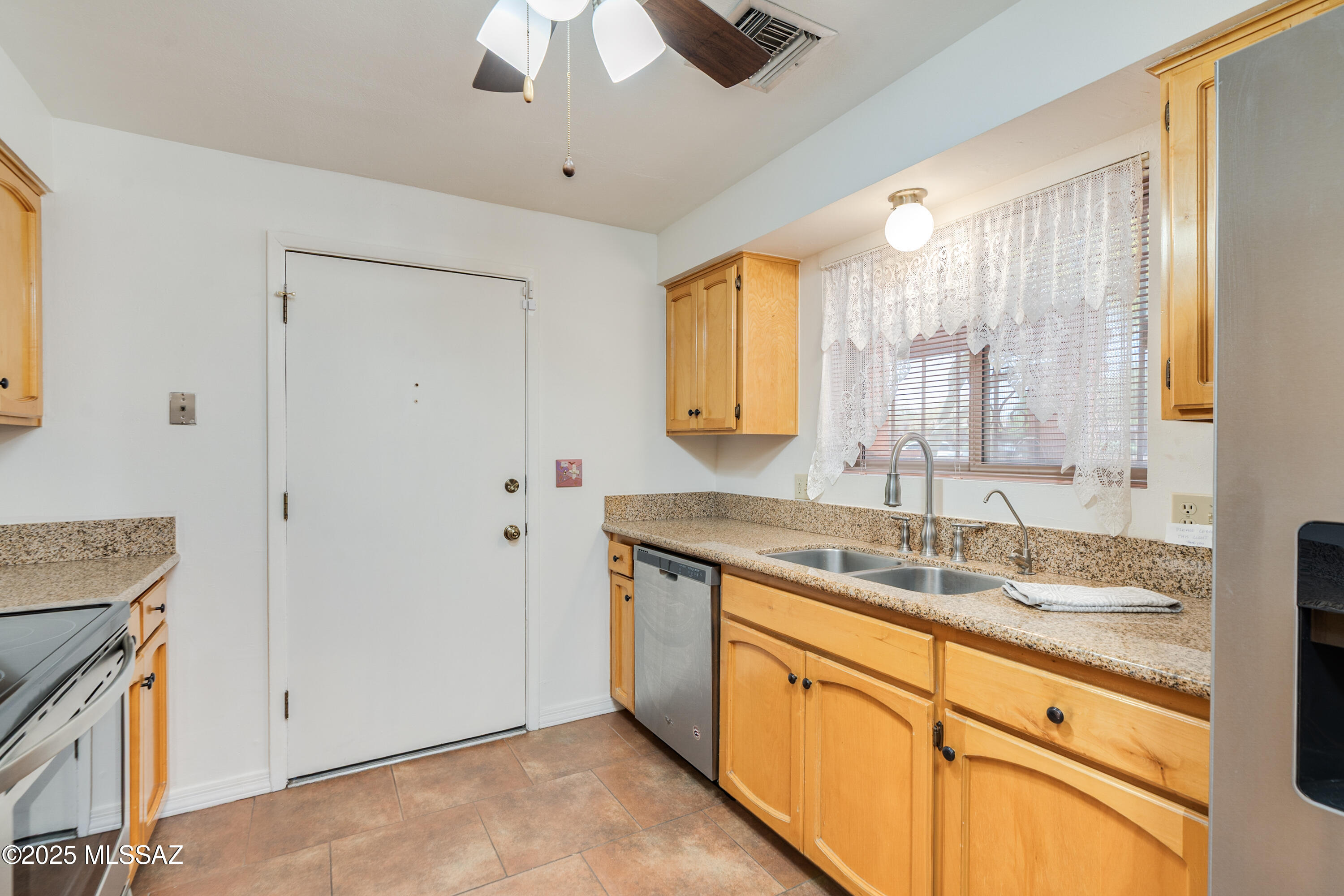 McCormick Place Twnhms Blk I (1-86) - Residential