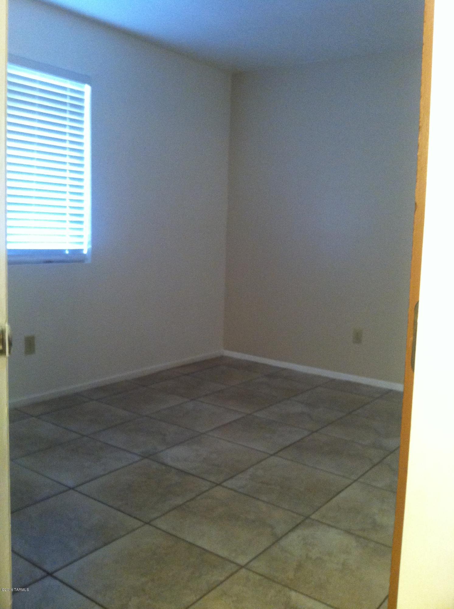 Golf Links East Condos (1-48) - Residential Lease