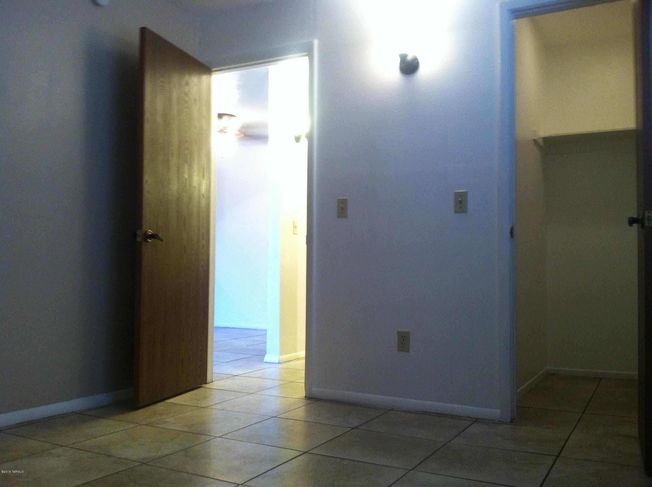 Golf Links East Condos (1-48) - Residential Lease