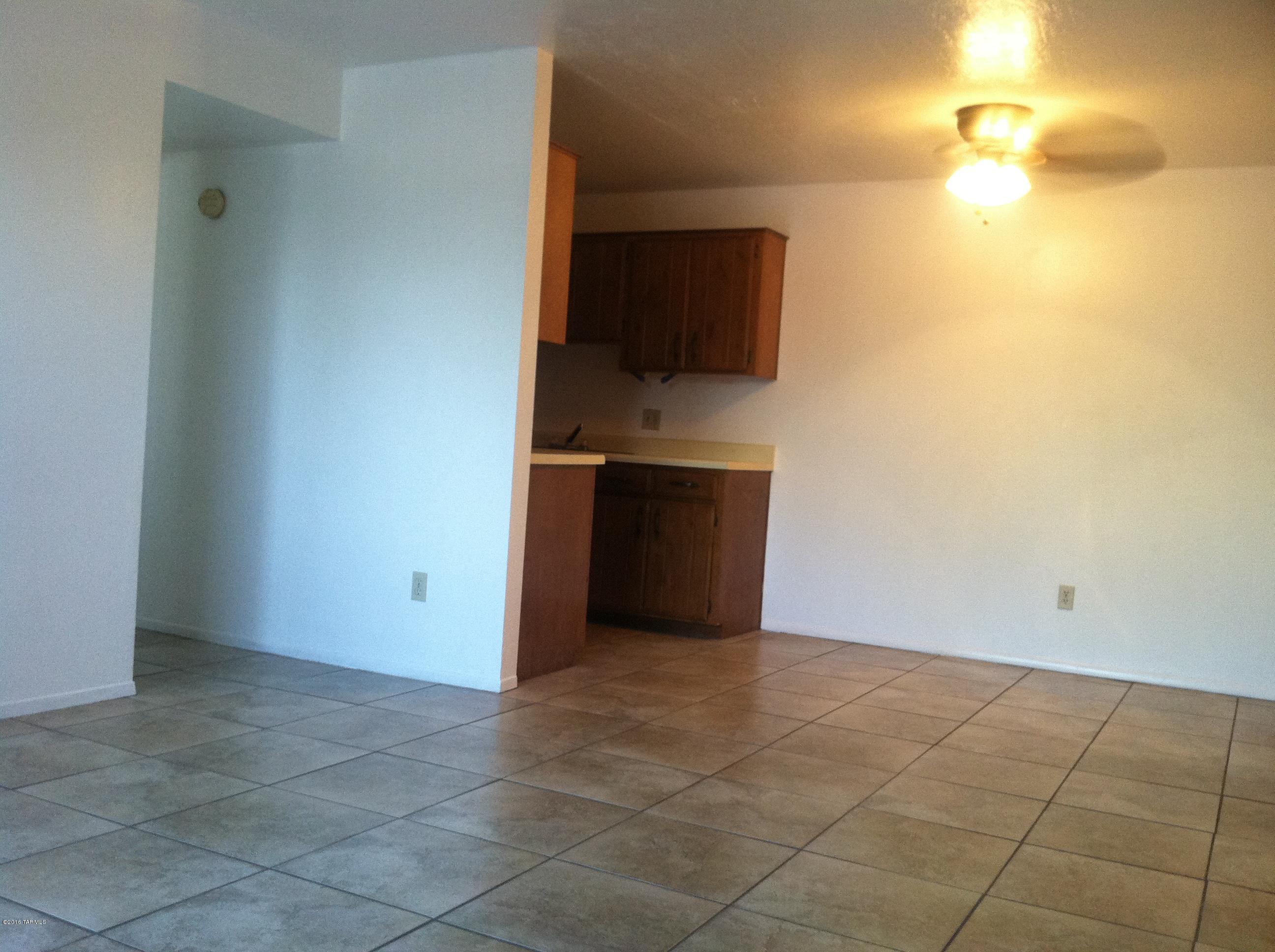 Golf Links East Condos (1-48) - Residential Lease
