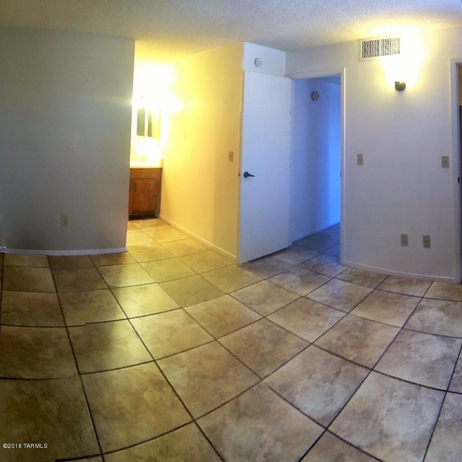 Golf Links East Condos (1-48) - Residential Lease