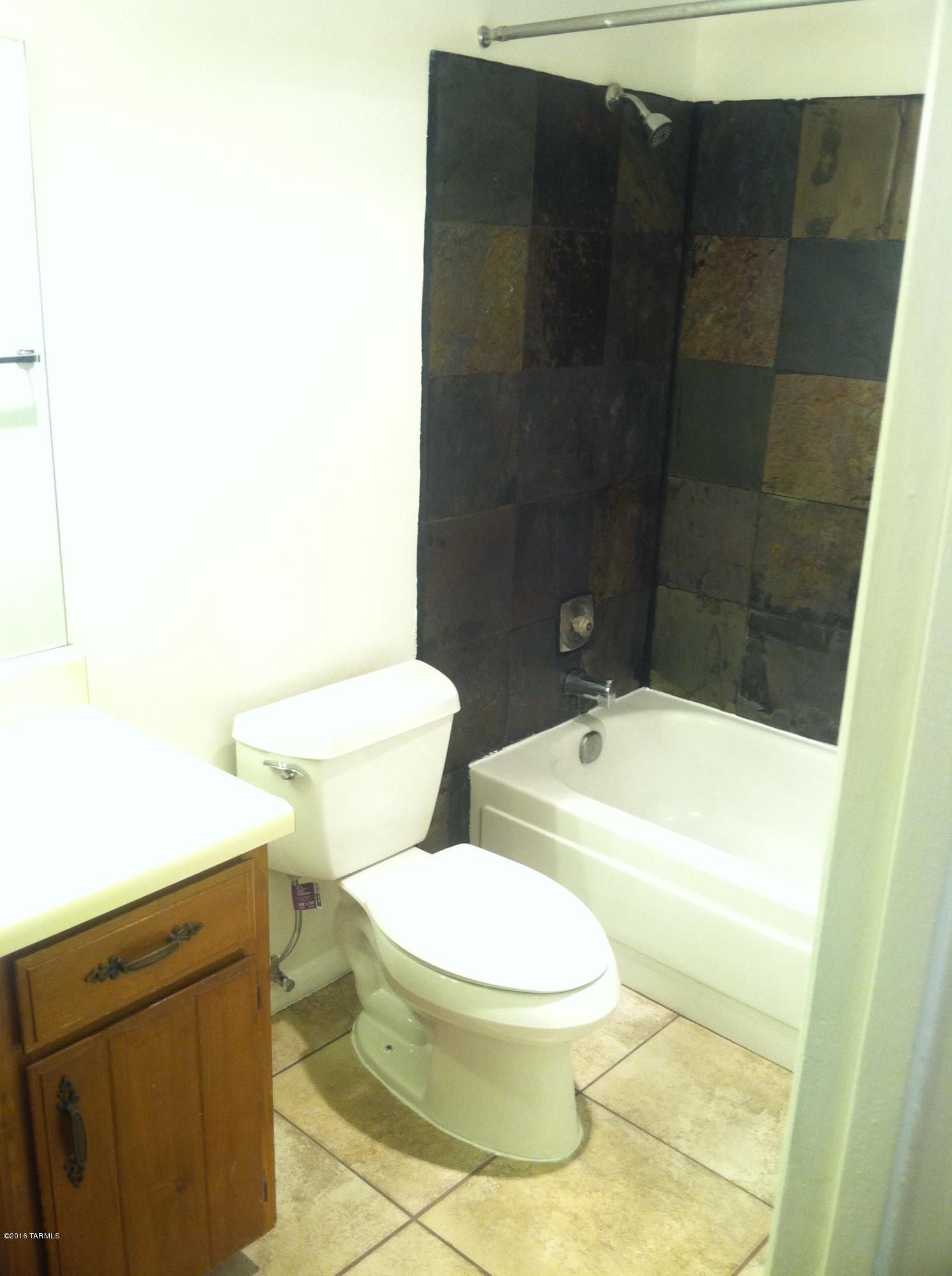 Golf Links East Condos (1-48) - Residential Lease