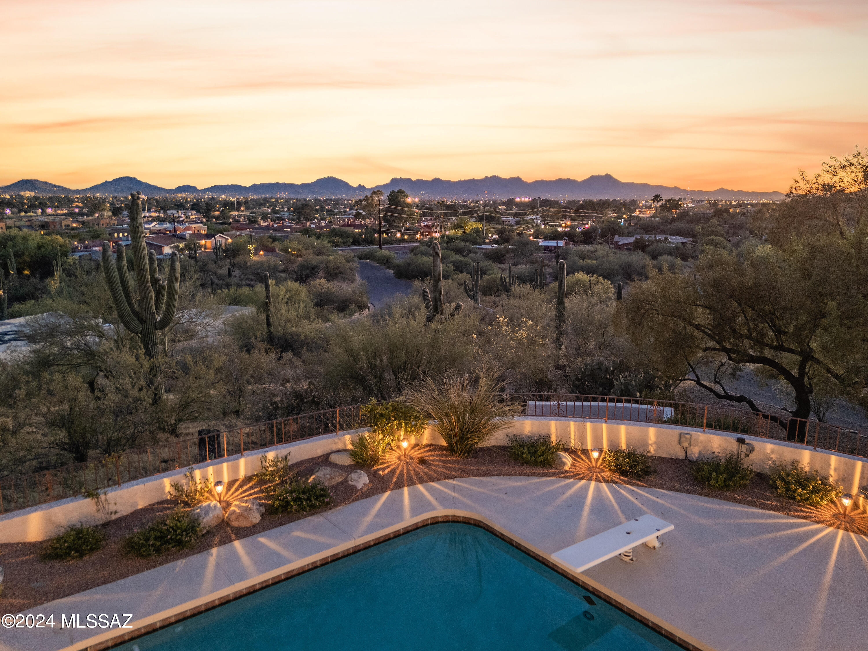 Catalina Foothills Estates NO. 2 - Residential