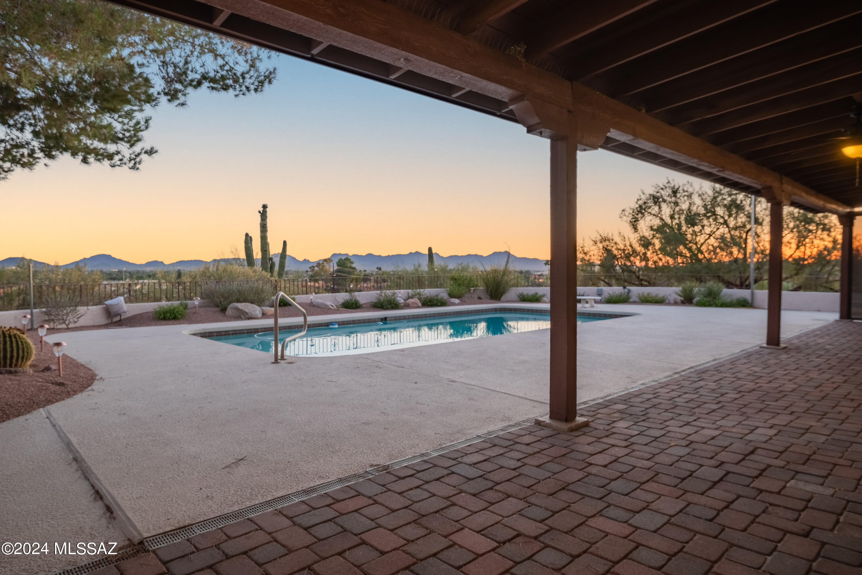 Catalina Foothills Estates NO. 2 - Residential