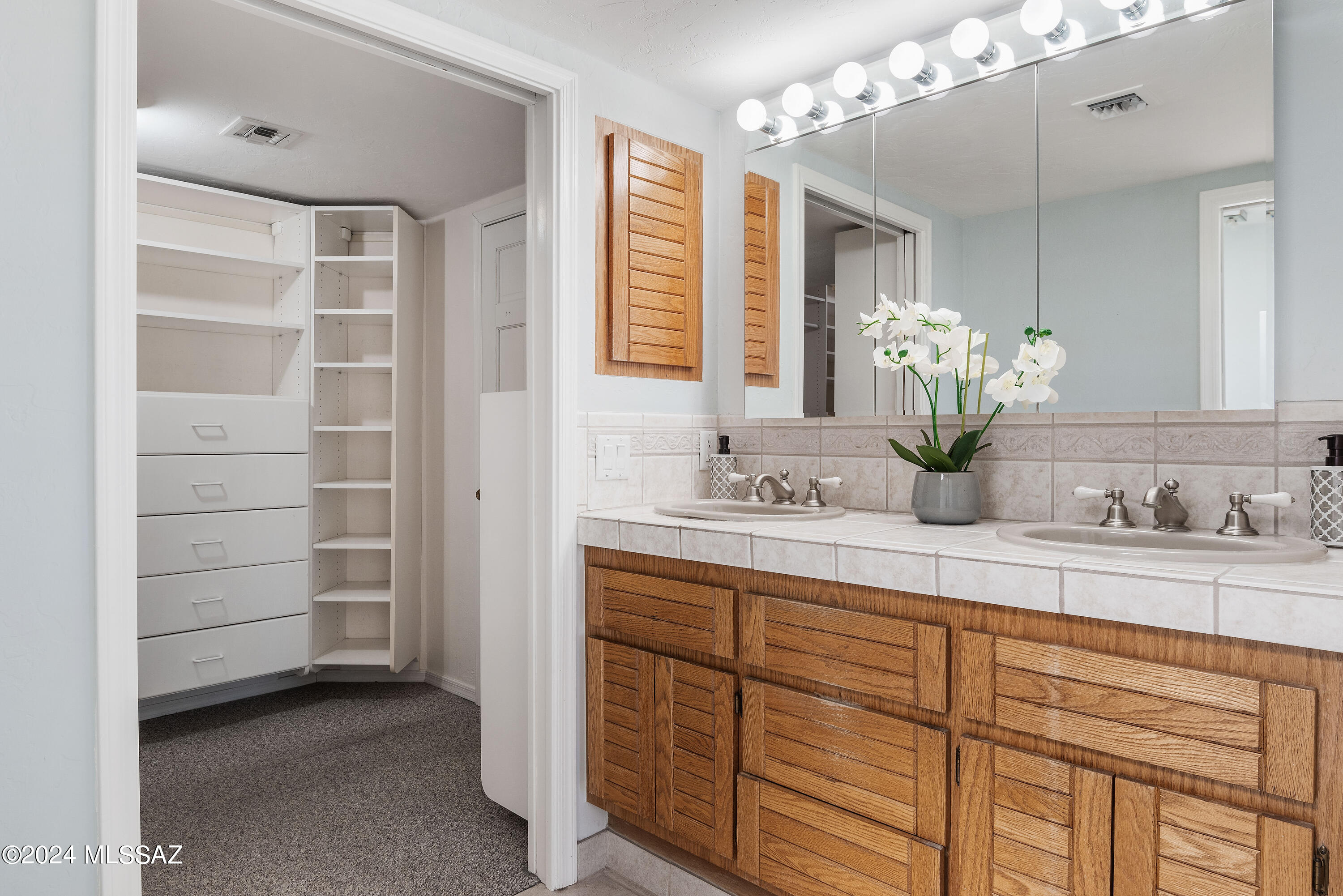 Catalina Foothills Estates NO. 2 - Residential